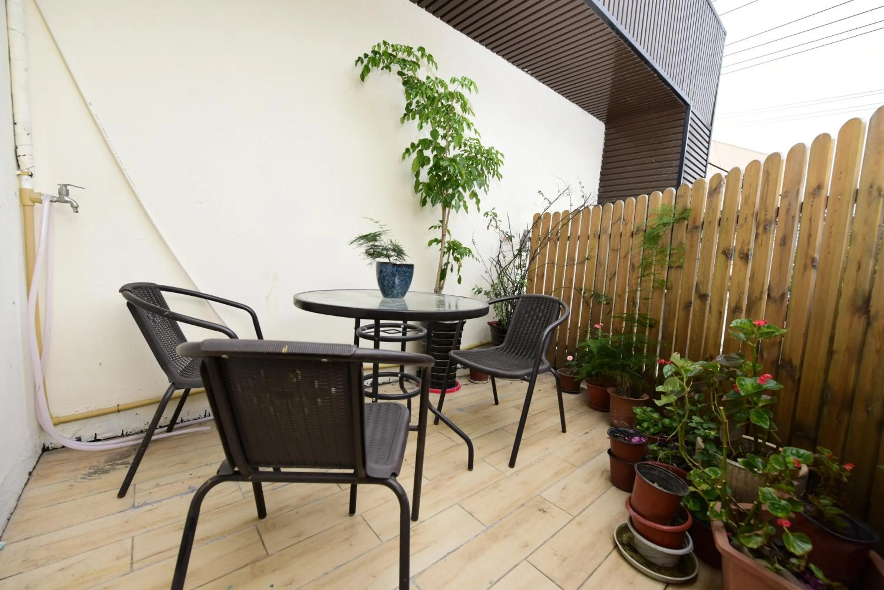 Balcony/Terrace in Longchen Holiday Hotel