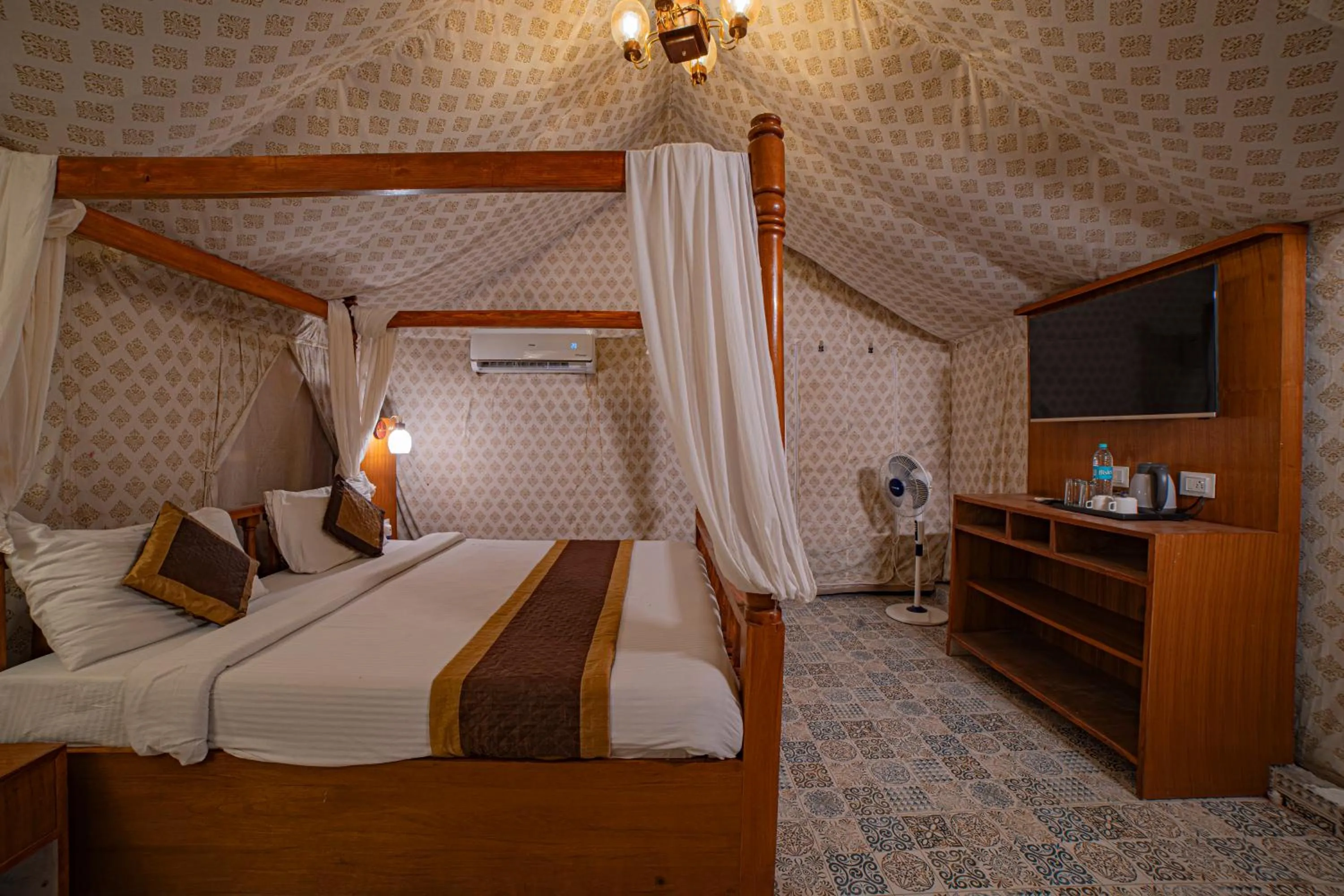 Corbett Cottage Resort