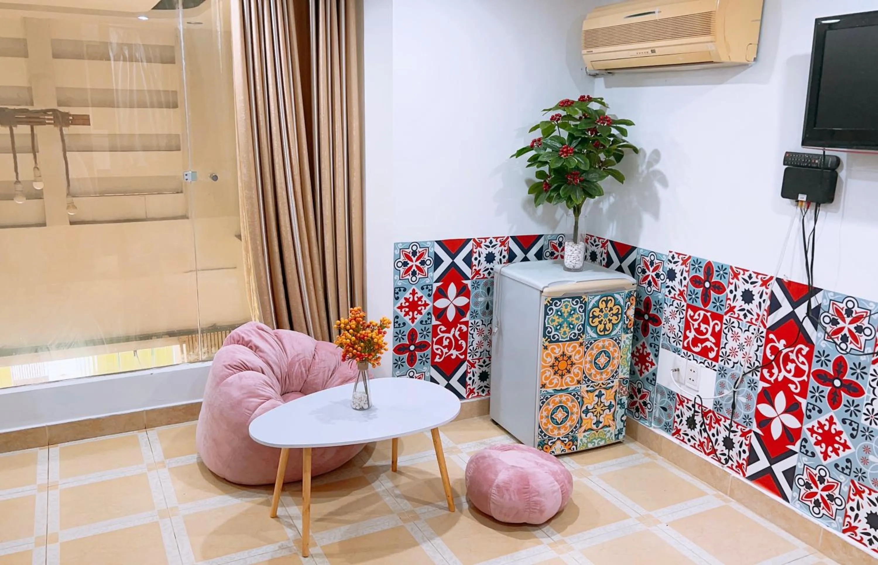 TV and multimedia in Saigon Gao Hostel