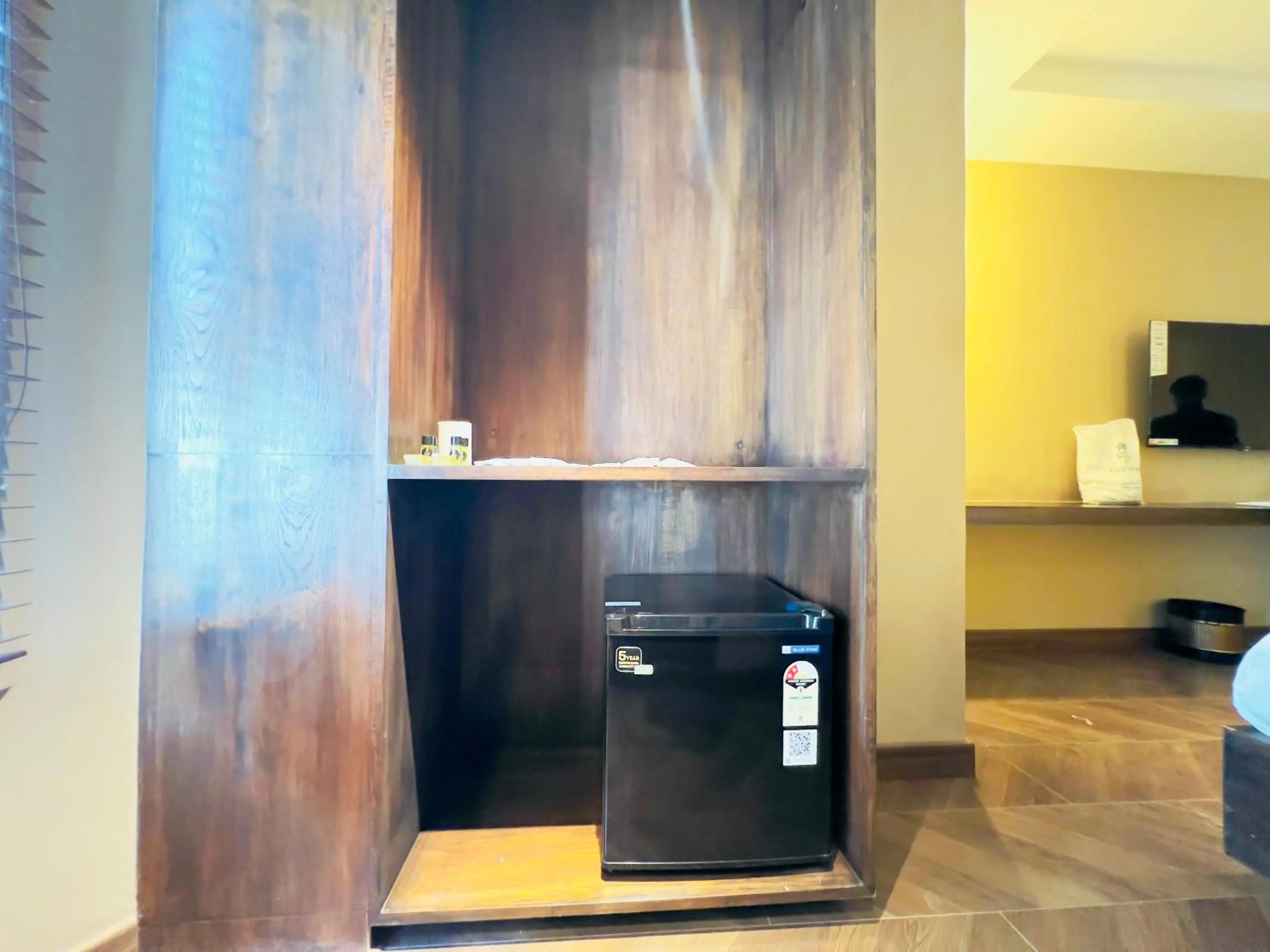 wardrobe in Hotel White Pearl - Colaba Mumbai