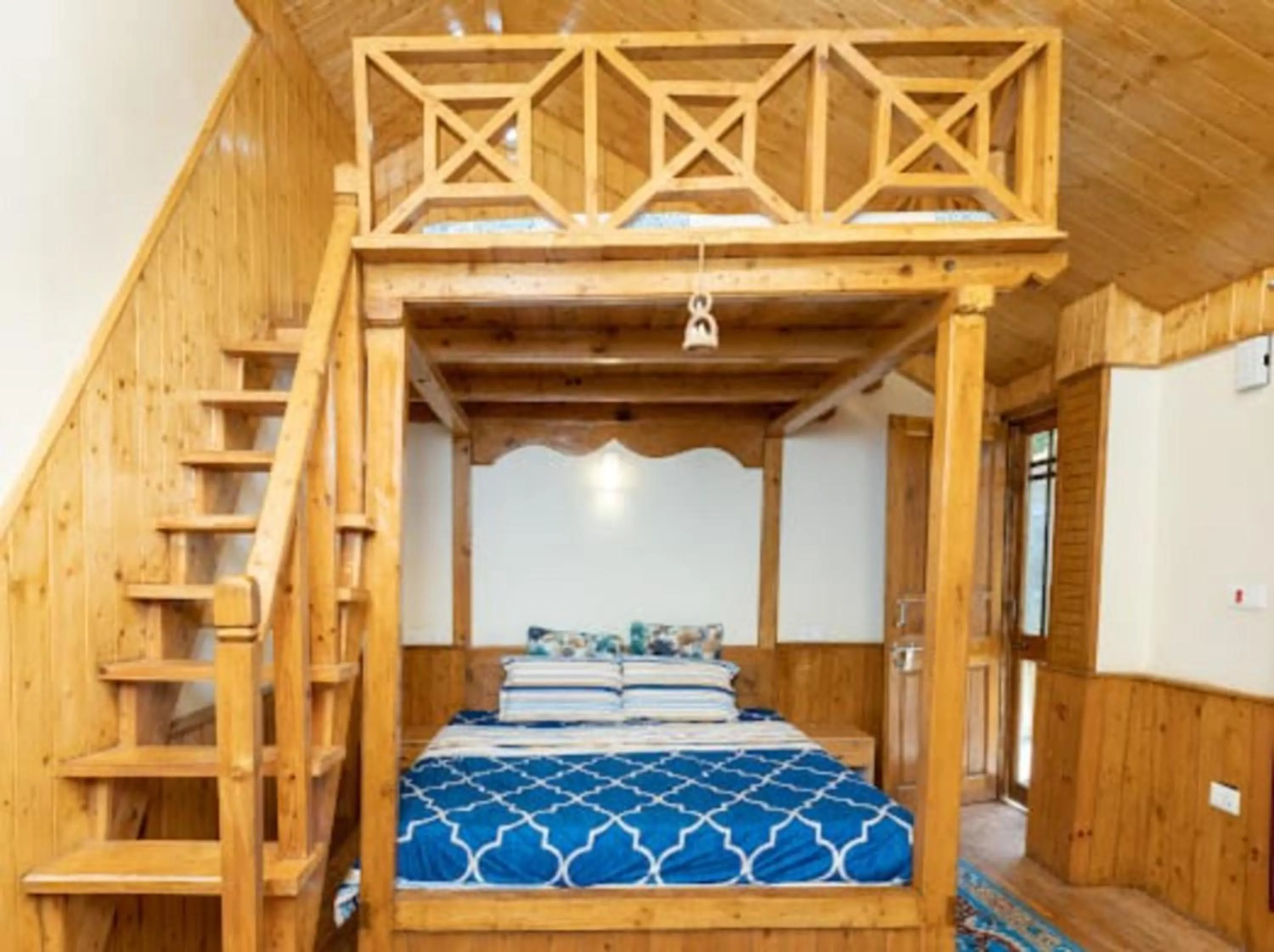 Bed in Majestic View Cottages