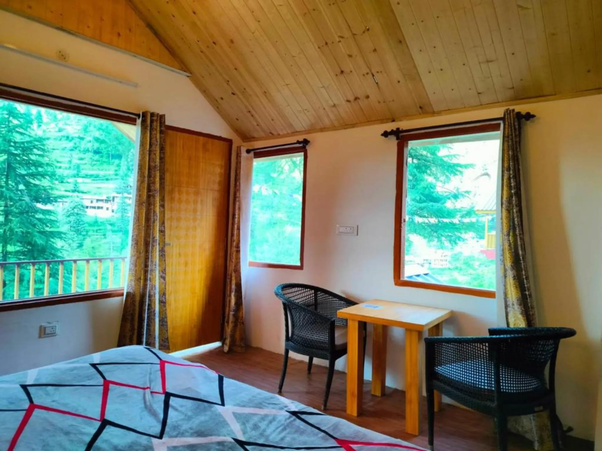 Bed in Majestic View Cottages