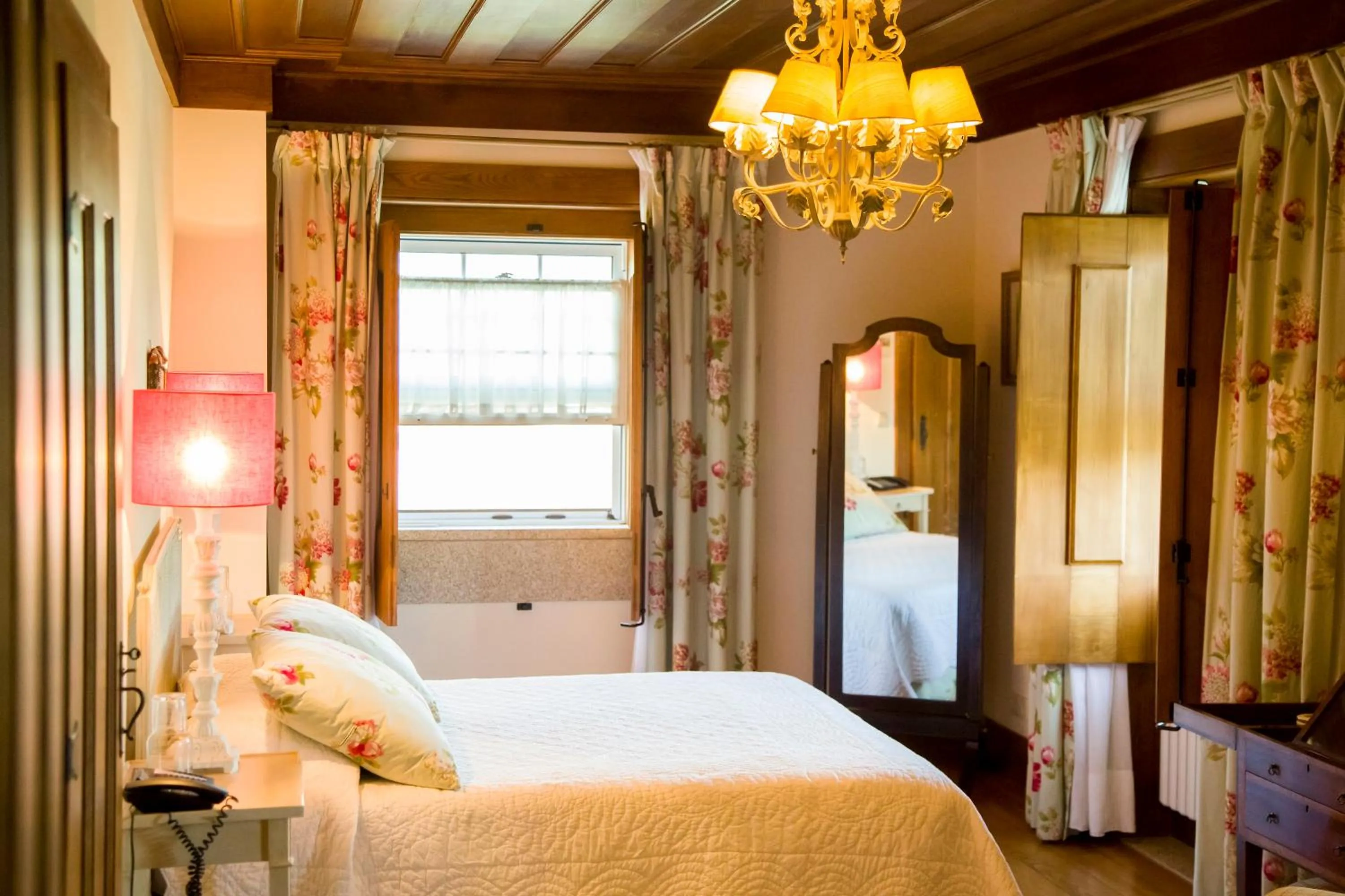 Bed in Casas da Memória