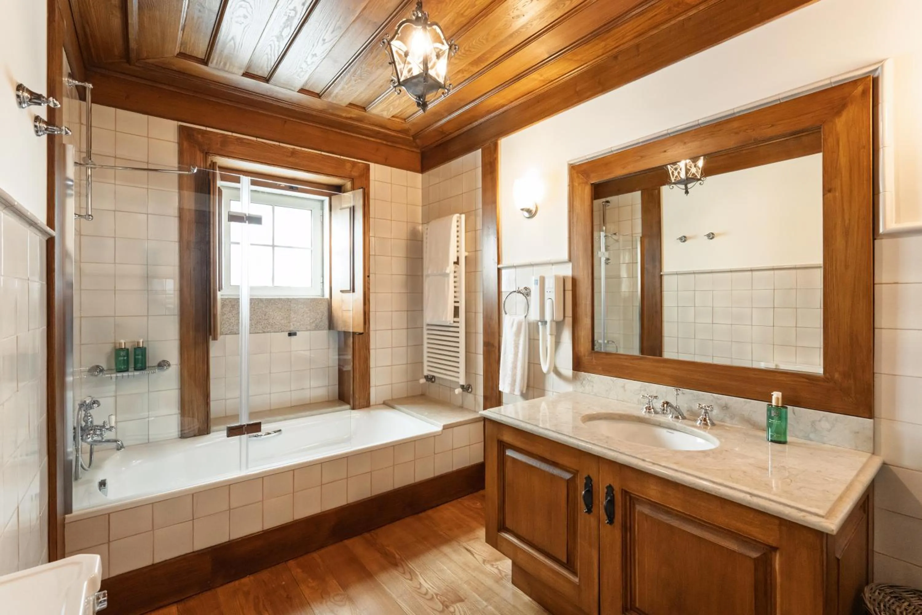 Bedroom in Casas da Memória