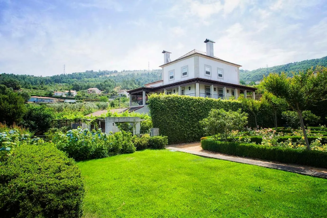 Property building in Casas da Memória