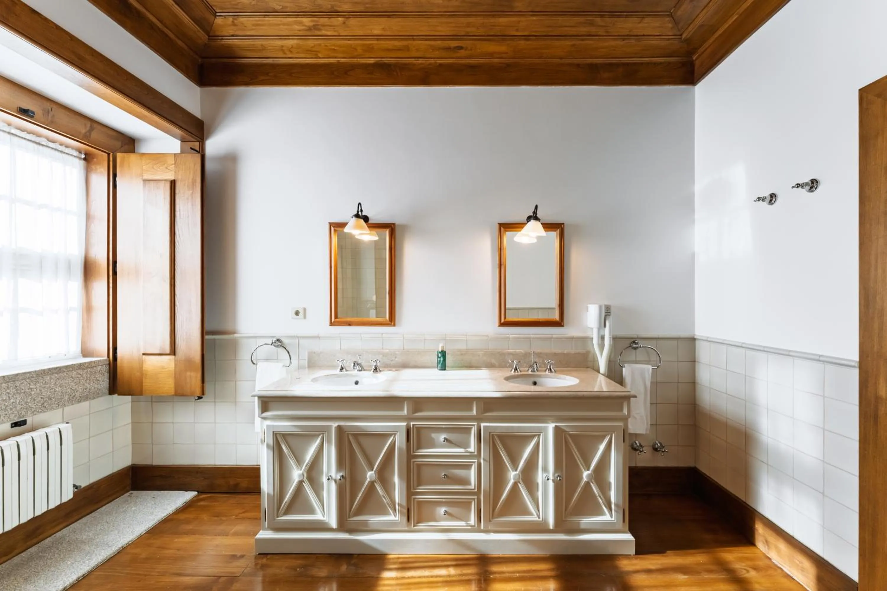Bedroom in Casas da Memória