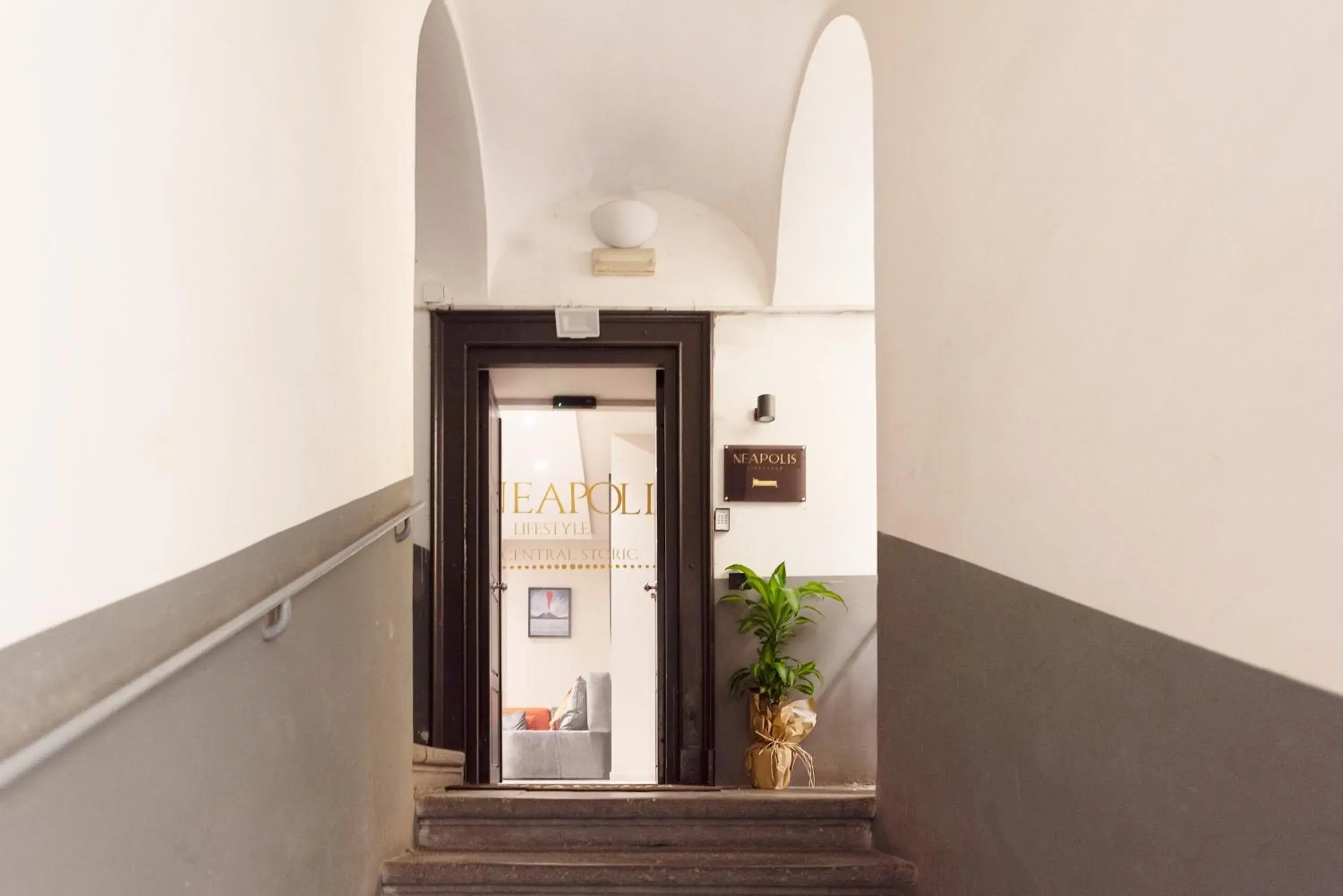 Facade/entrance in Neapolis Lifestyle Facade/entrance in Neapolis Lifestyle