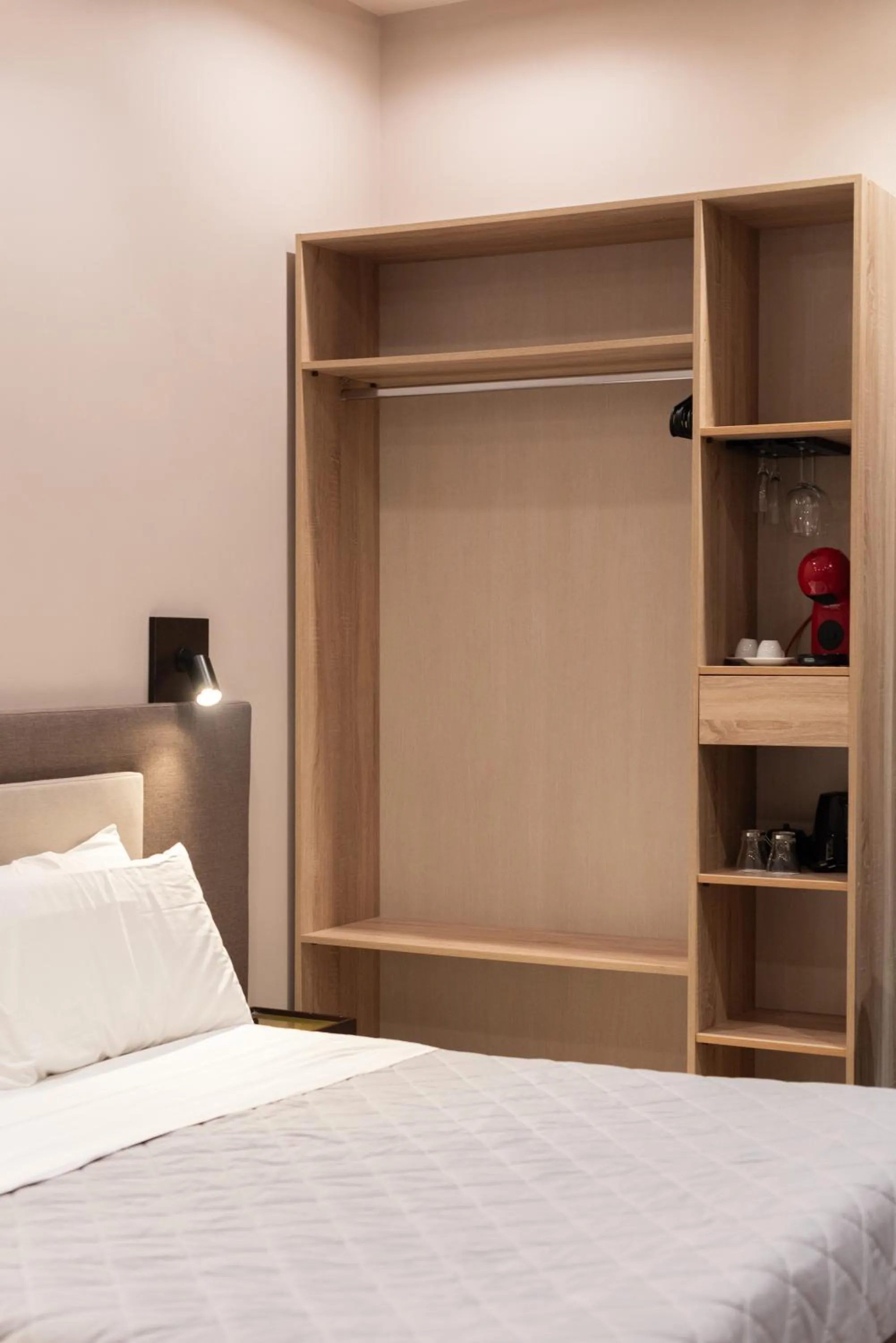 Photo of the whole room, Bed in Neapolis Lifestyle