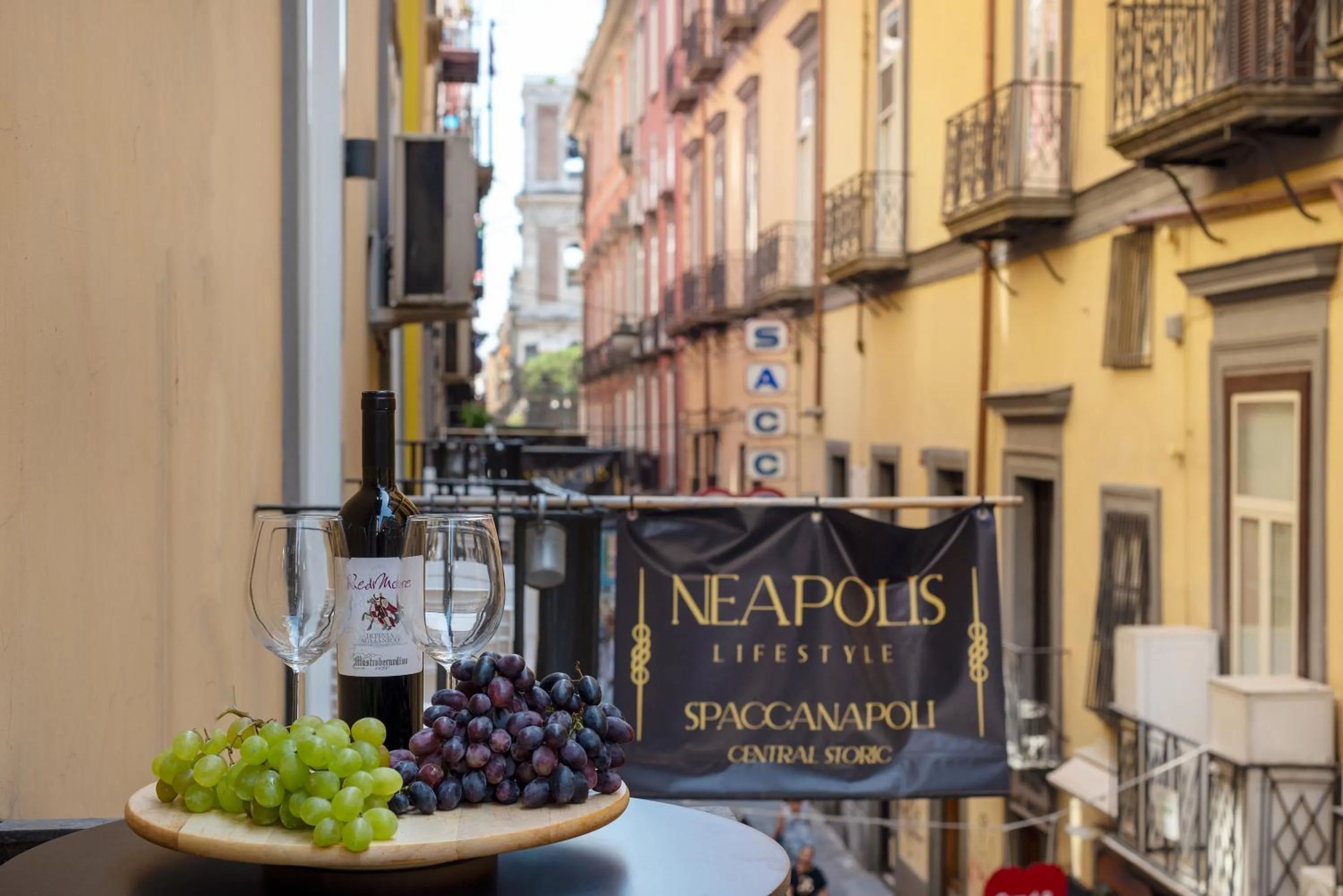 Text overlay in Neapolis Lifestyle