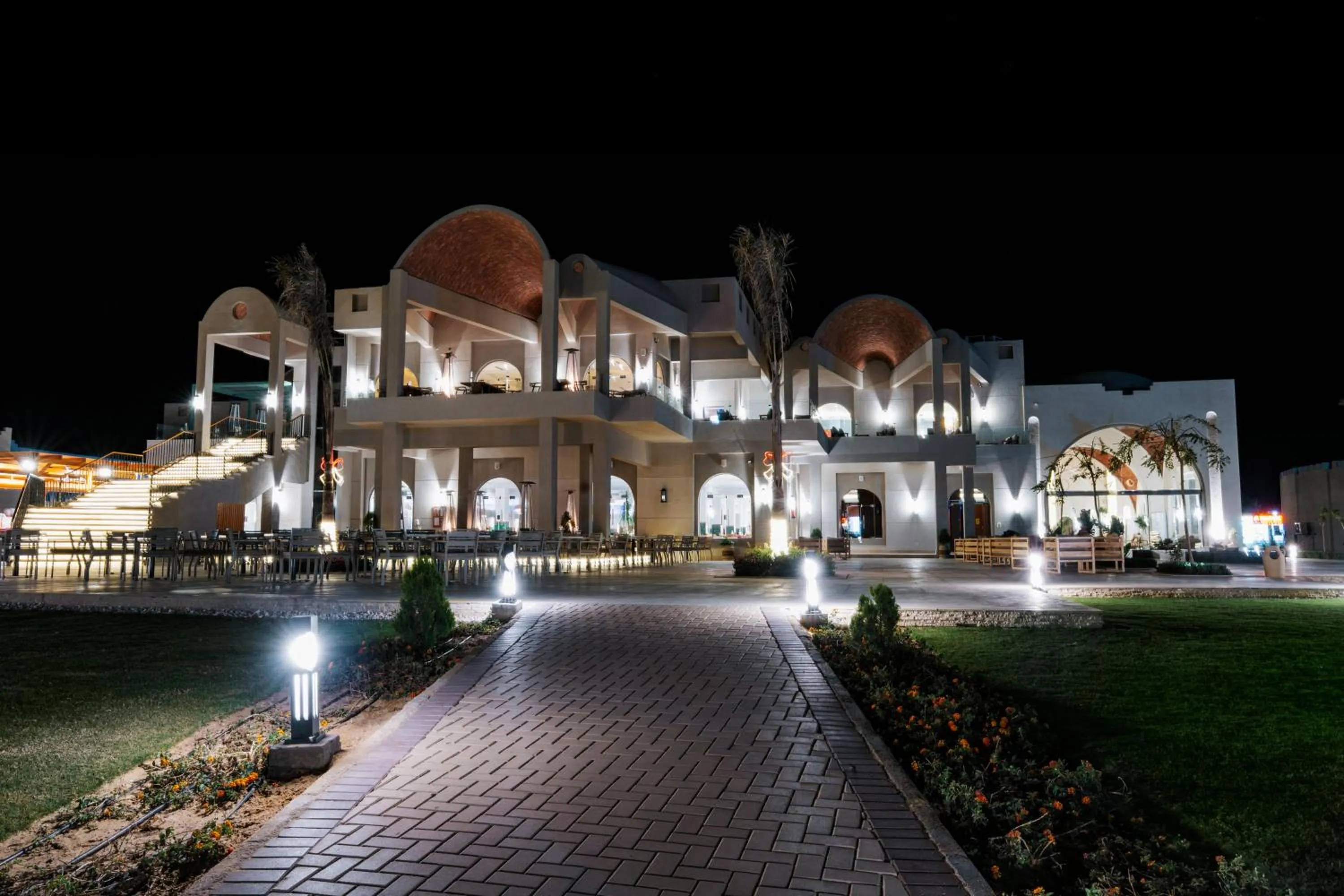 Property building in Diamond Beach by Pearl Resorts