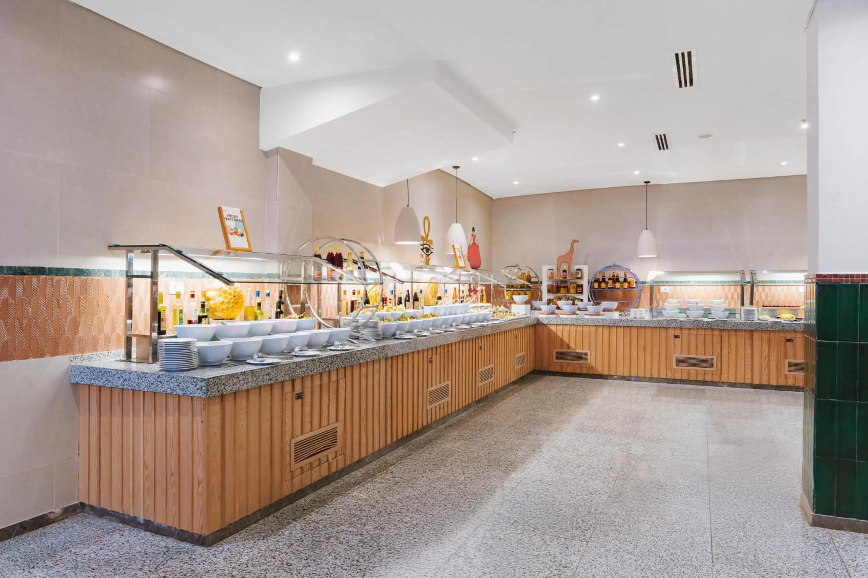 Restaurant/places to eat in Diamond Beach by Pearl Resorts