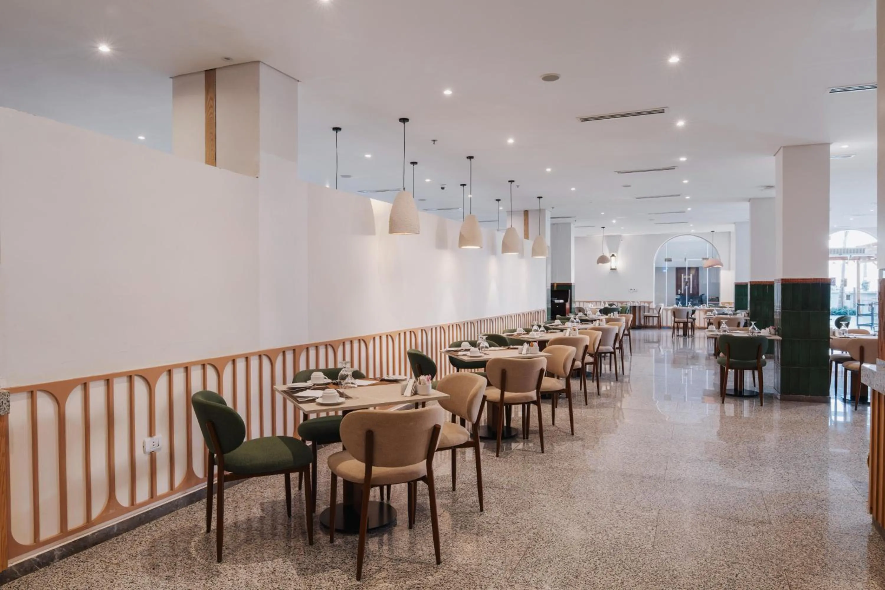 Restaurant/places to eat in Diamond Beach by Pearl Resorts