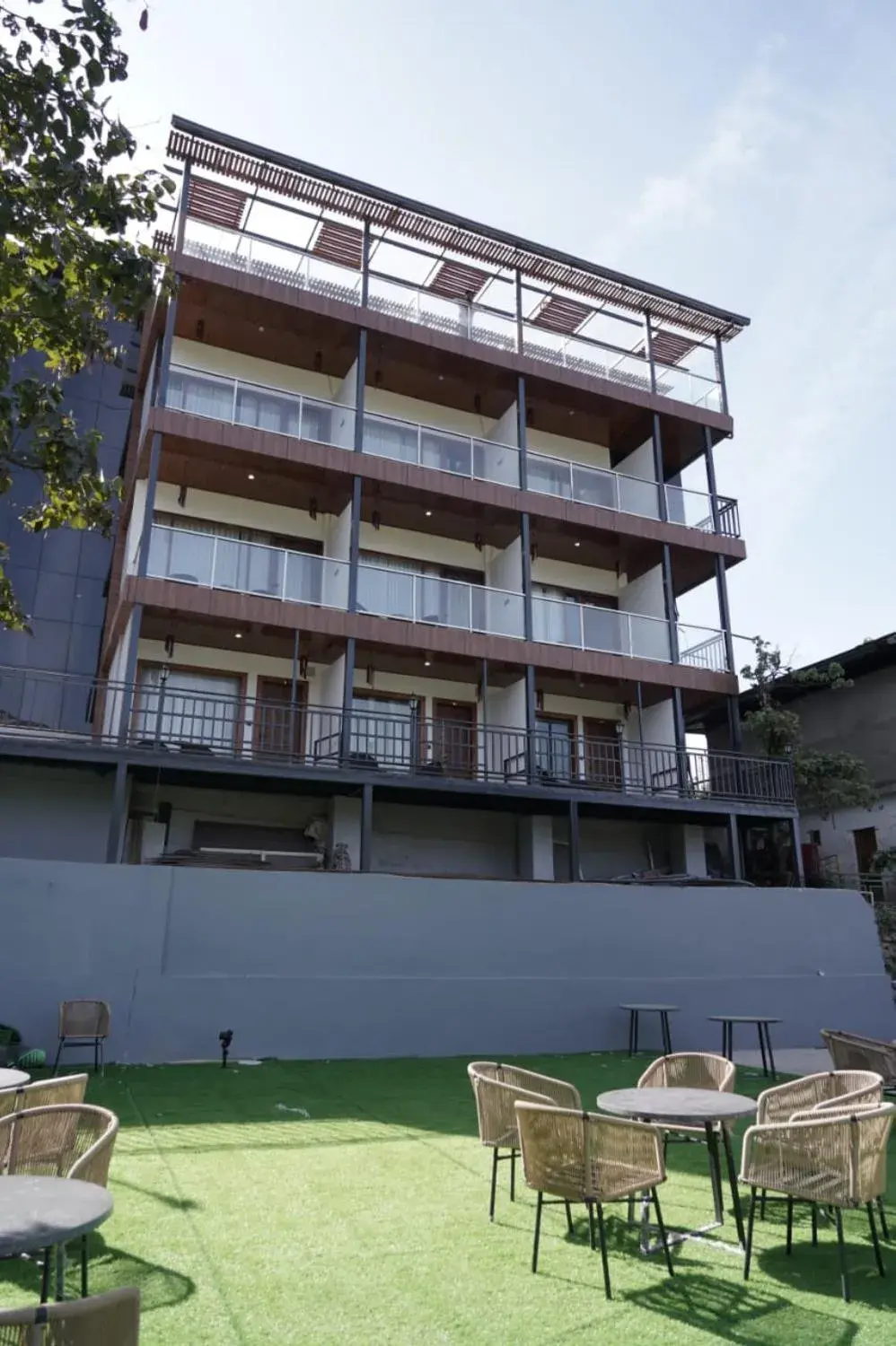 Gurugram Resort Mussoorie Gurugram Resort Mussoorie