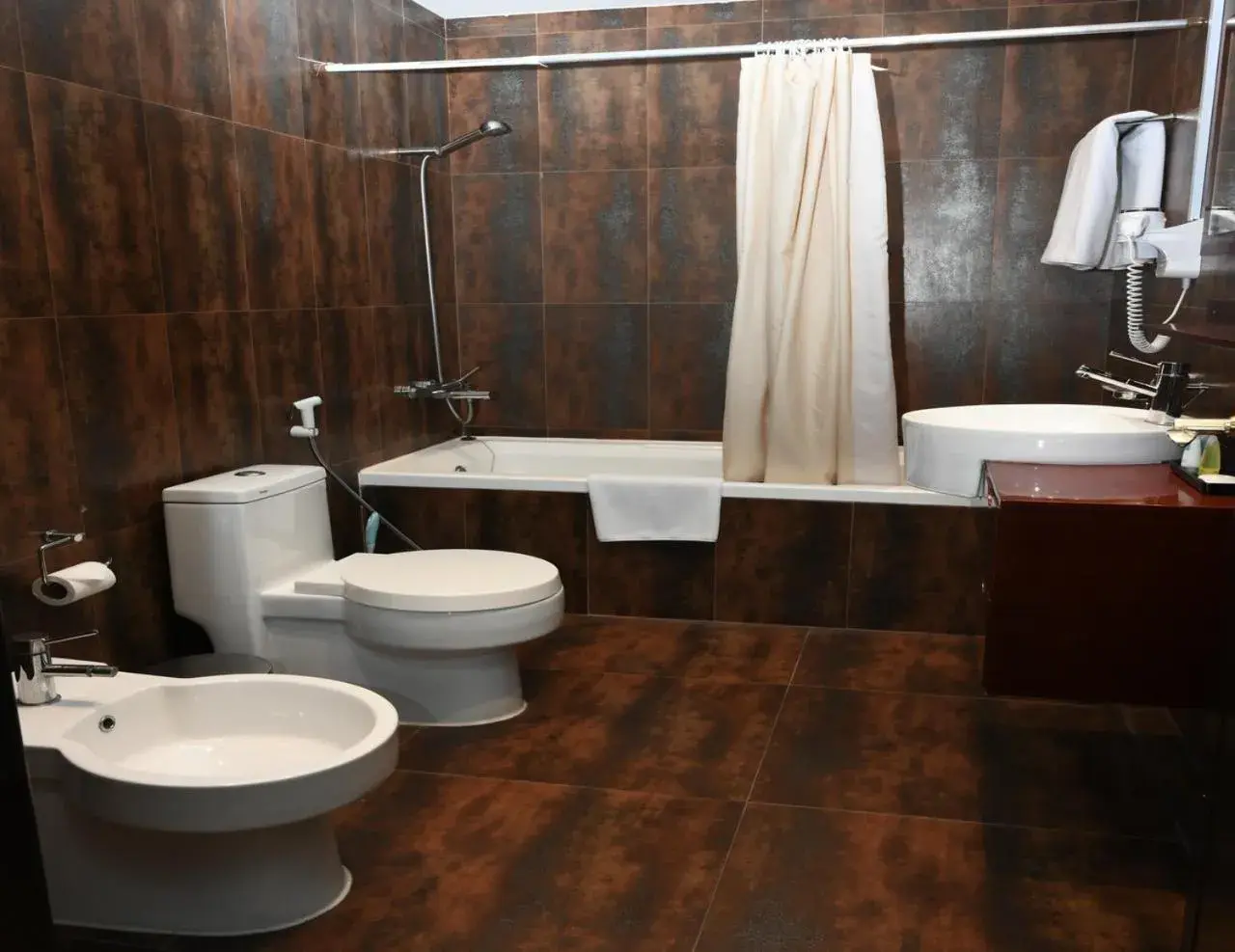 Bathroom in Al Manzil Hotel Bahrain Bathroom in Al Manzil Hotel Bahrain