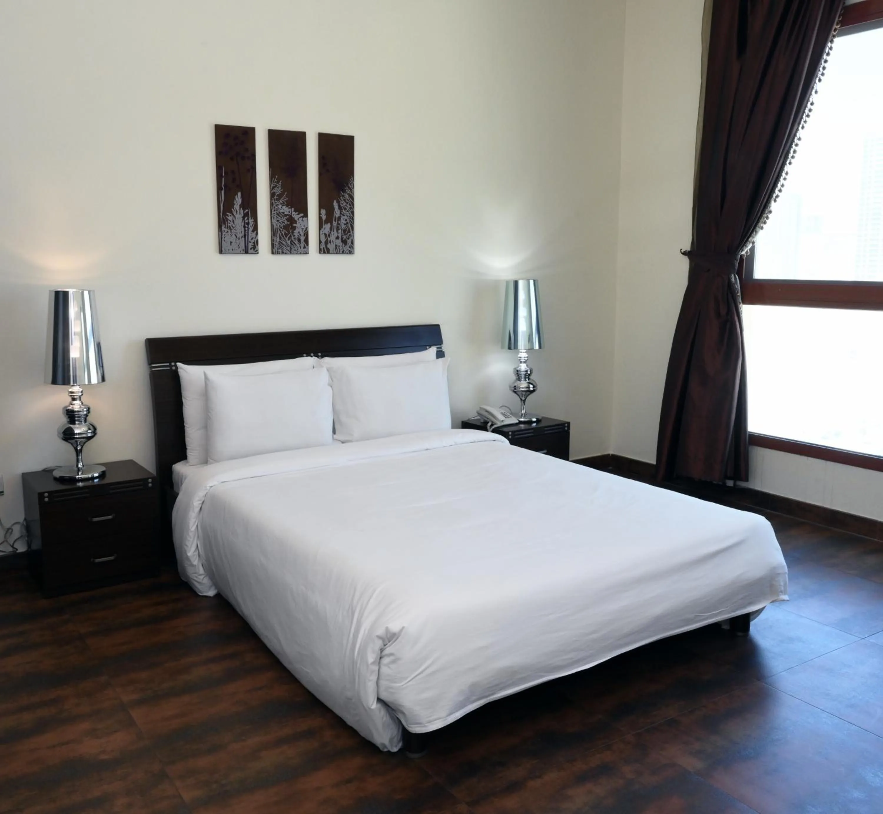 Bedroom, Bed in Al Manzil Hotel Bahrain