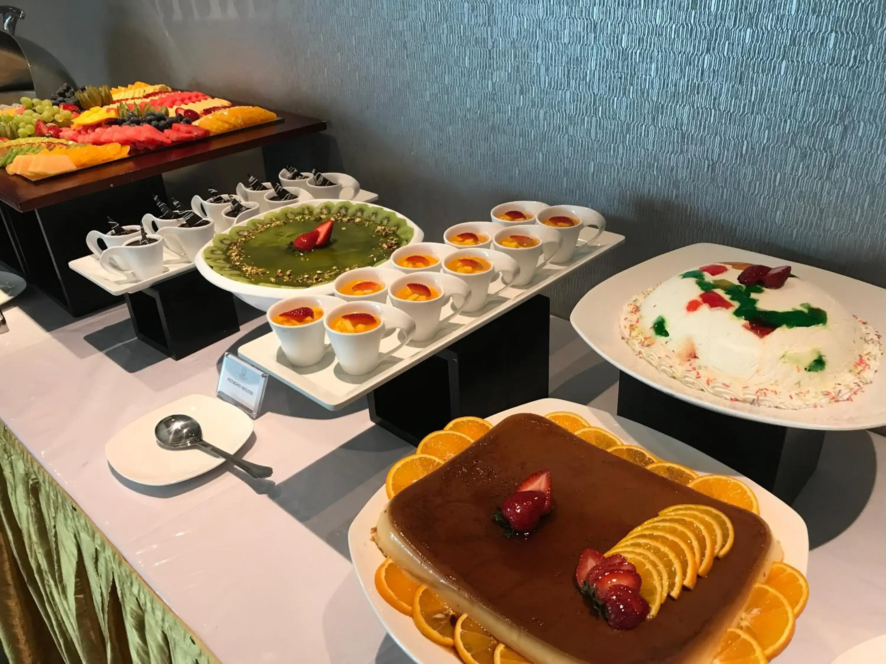 Breakfast in Al Manzil Hotel Bahrain Breakfast in Al Manzil Hotel Bahrain