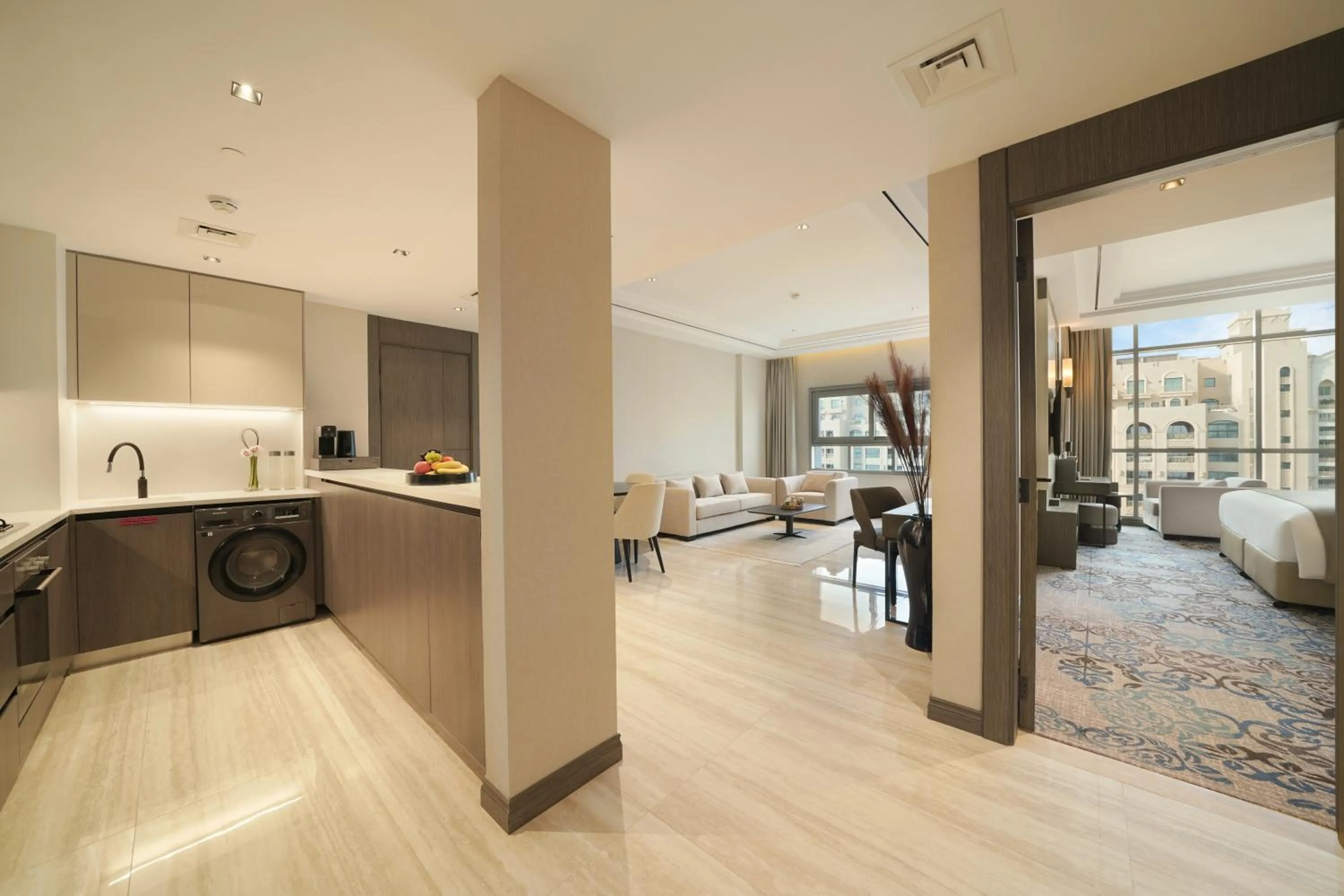 Text overlay in Mileo Hotel The Palm