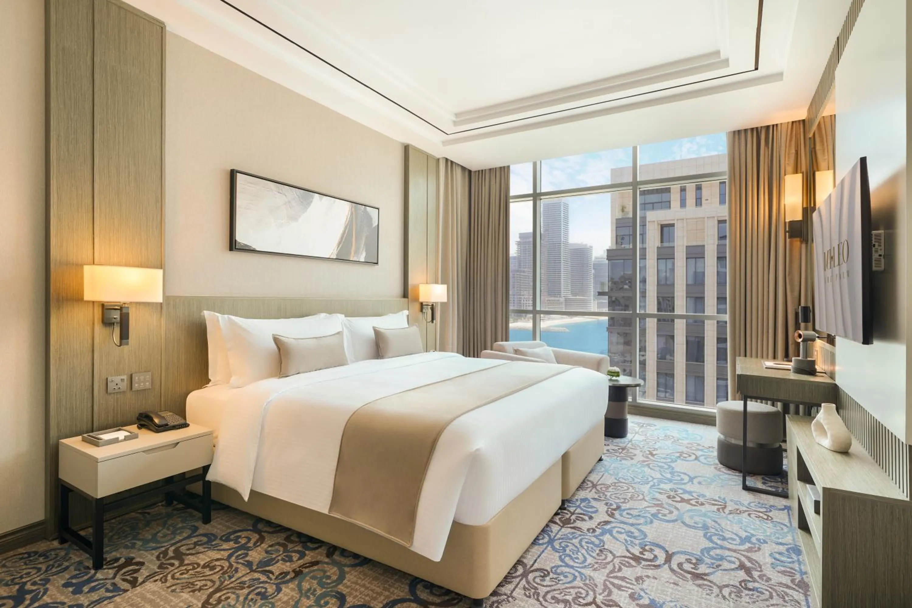 Bedroom, Bed in Mileo Hotel The Palm