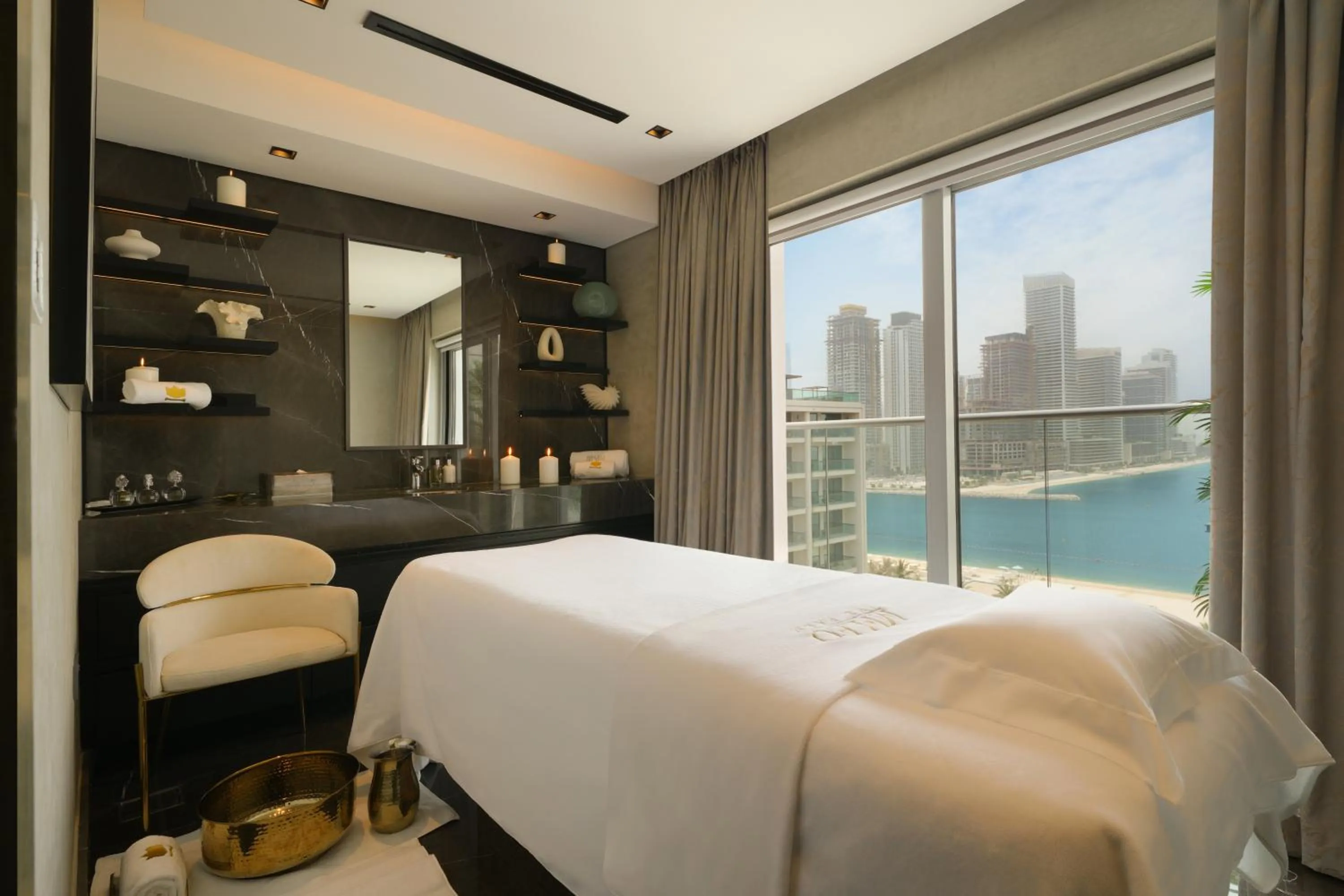 Spa and wellness centre/facilities, Bed in Mileo Hotel The Palm