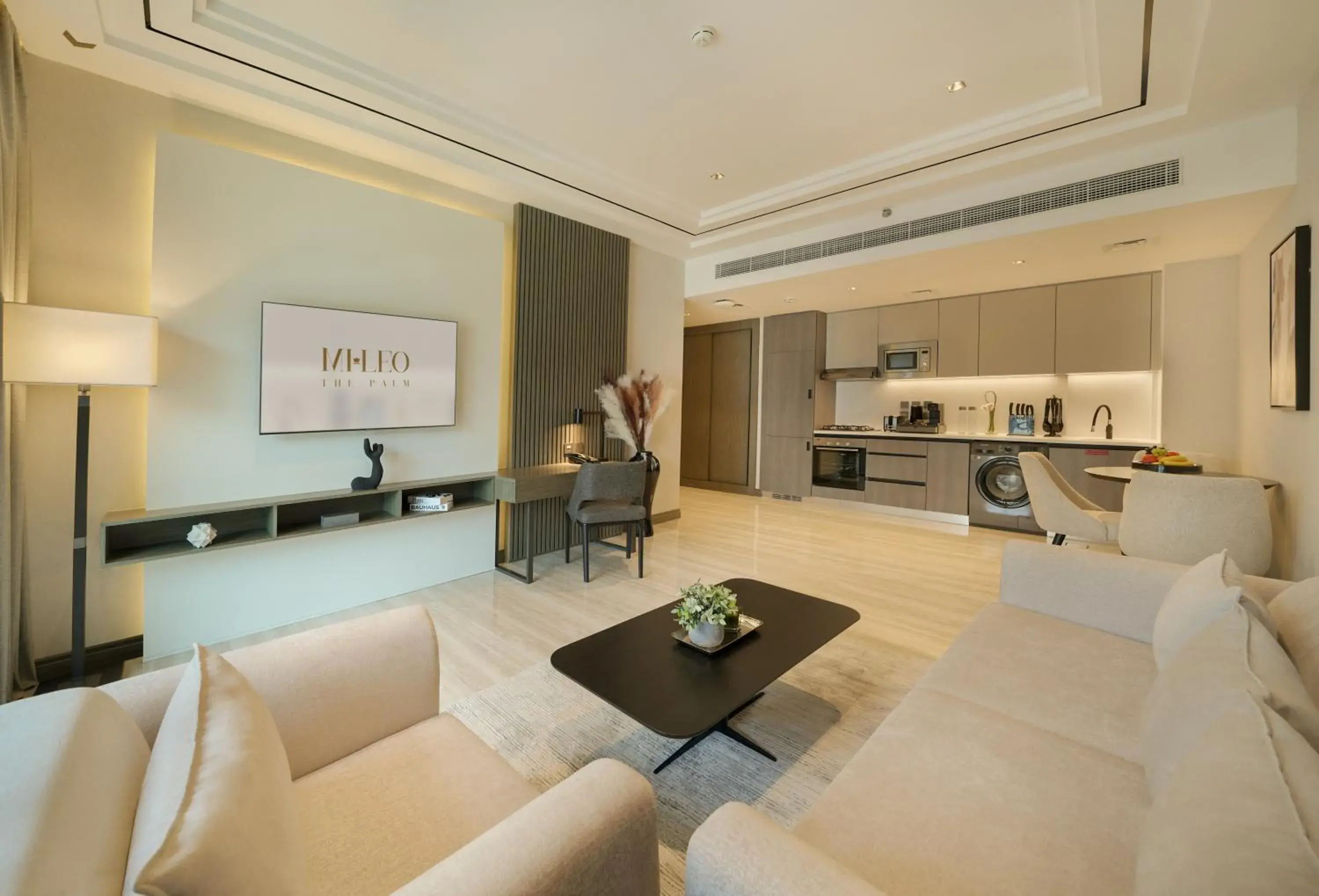 Executive Suite in Mileo Hotel The Palm Executive Suite in Mileo Hotel The Palm