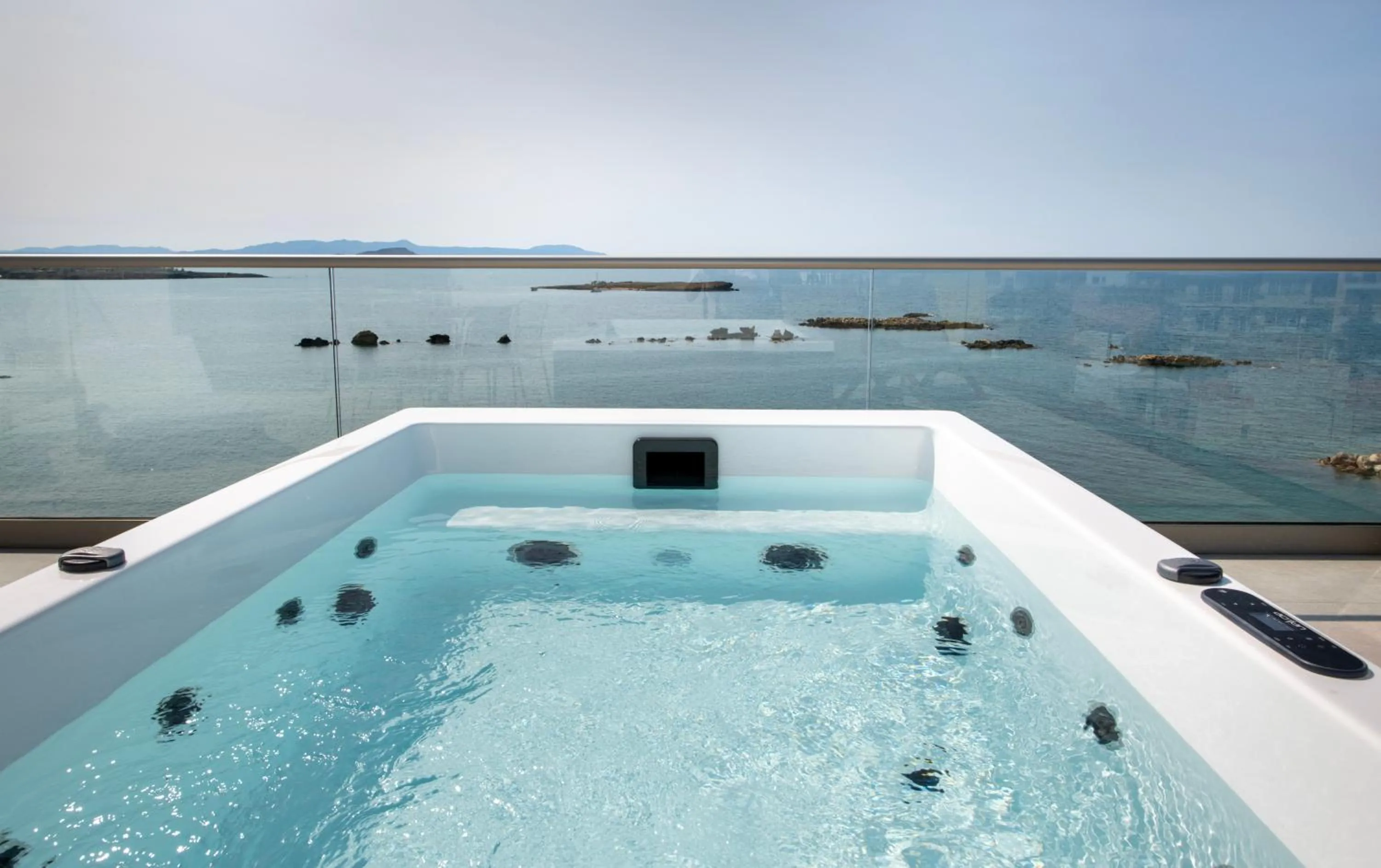 Hot Tub in EdgeWater Beach Hotel