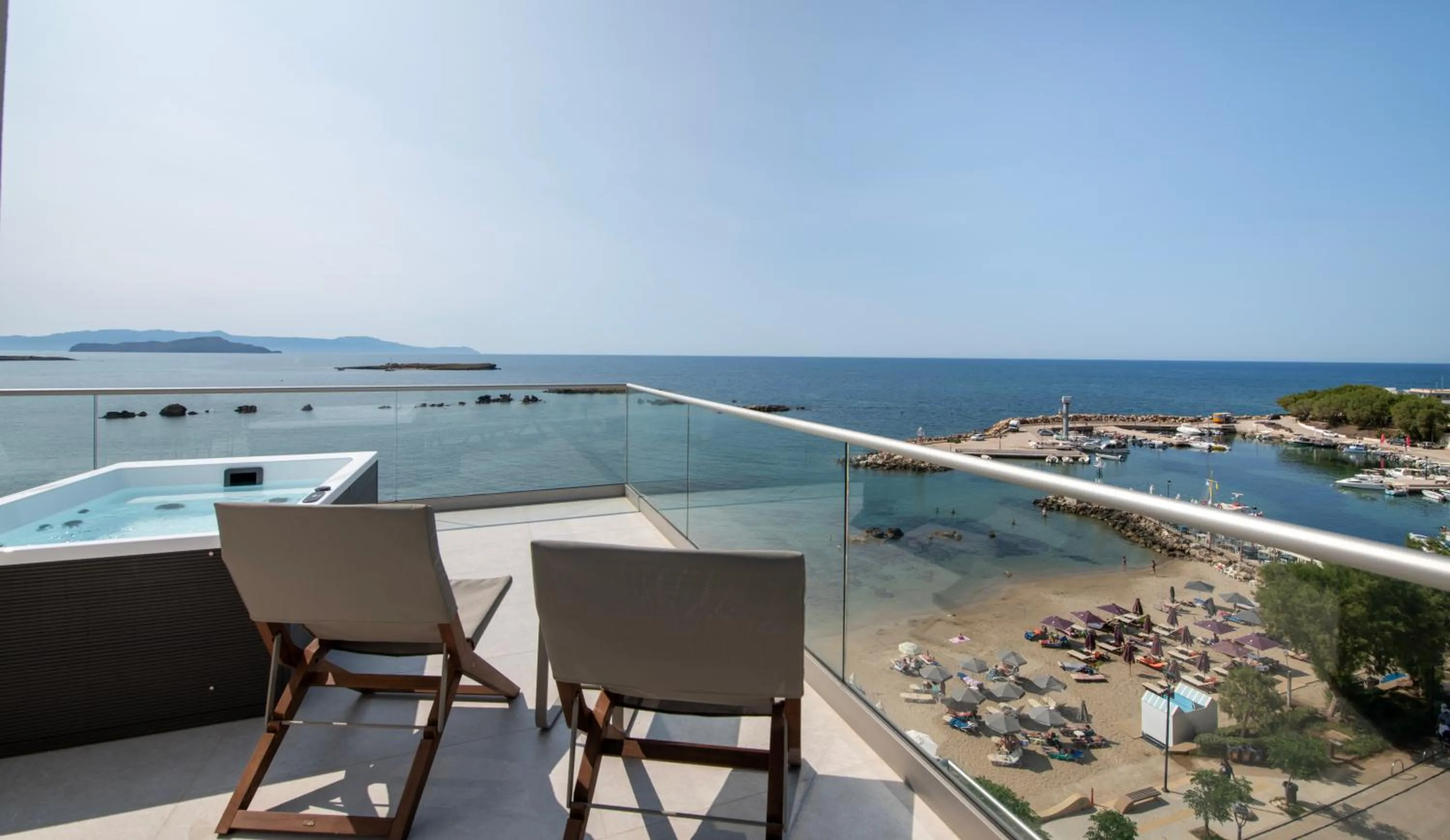 Sea view in EdgeWater Beach Hotel