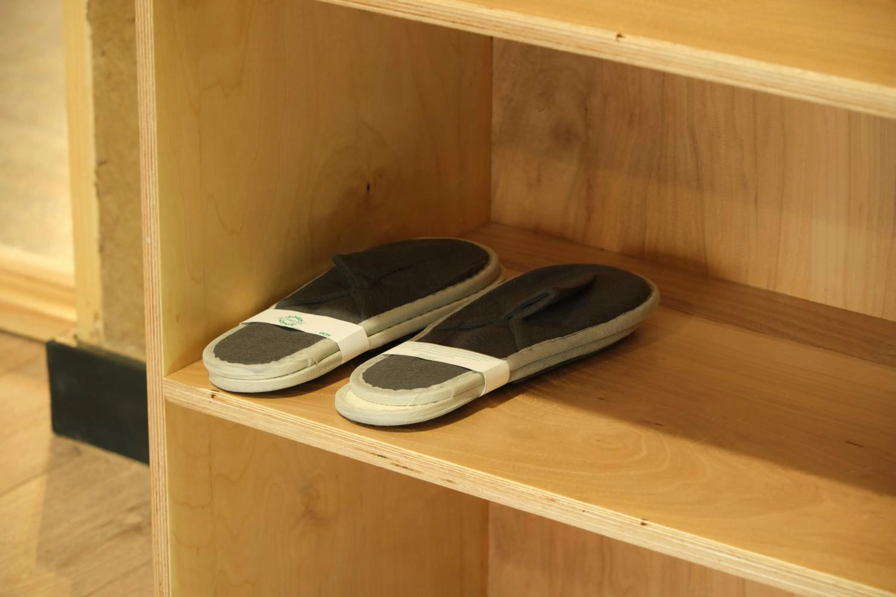 wardrobe in Pristine Hotel