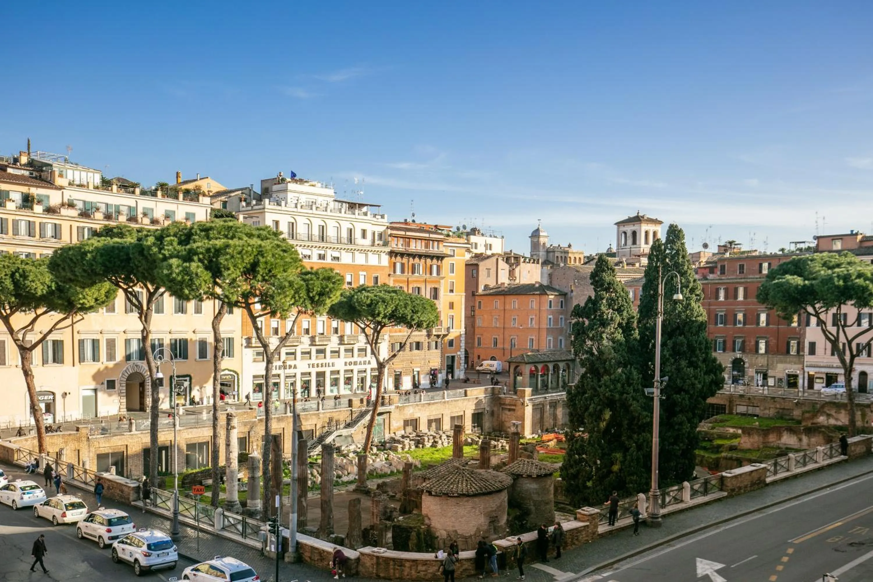 City view in Little Queen Relais