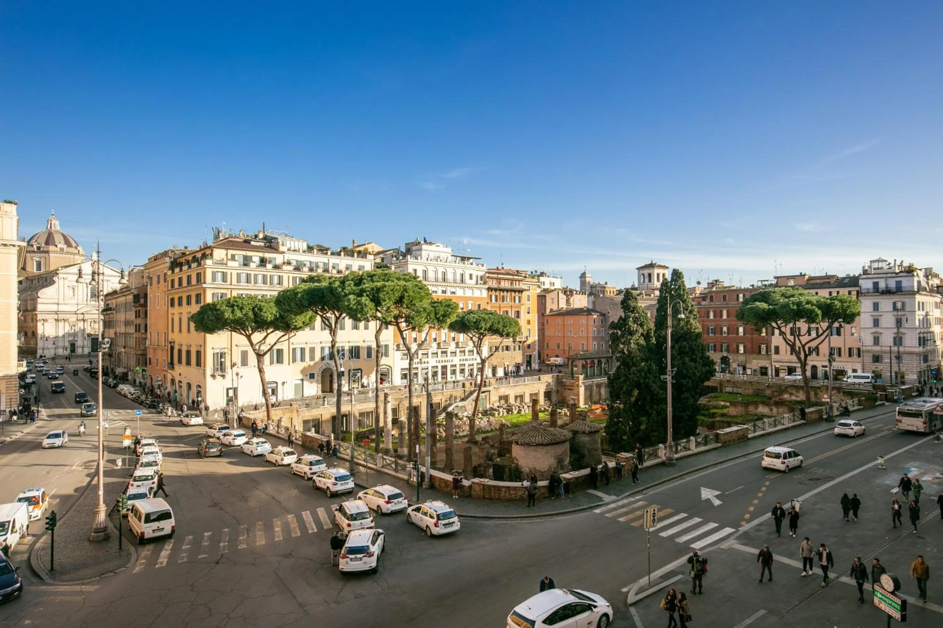 City view in Little Queen Relais