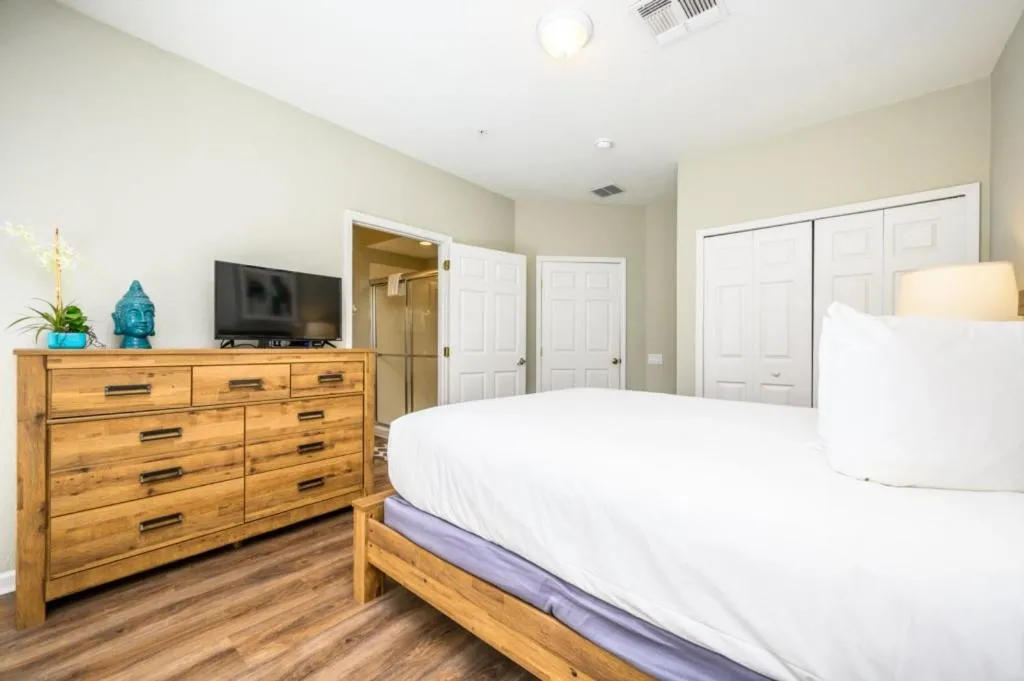 Bed in Epic Universe New Modern Townhome, Near The Parks - 4029