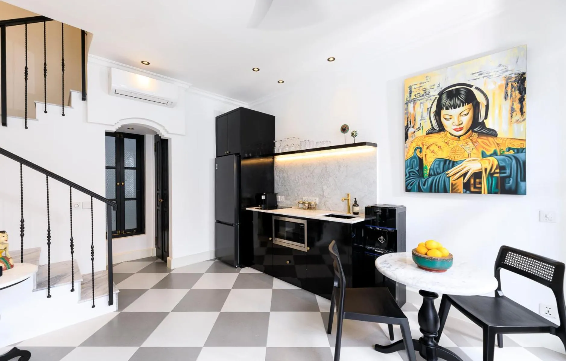 Kitchen or kitchenette in Martini Beachside Villa 6