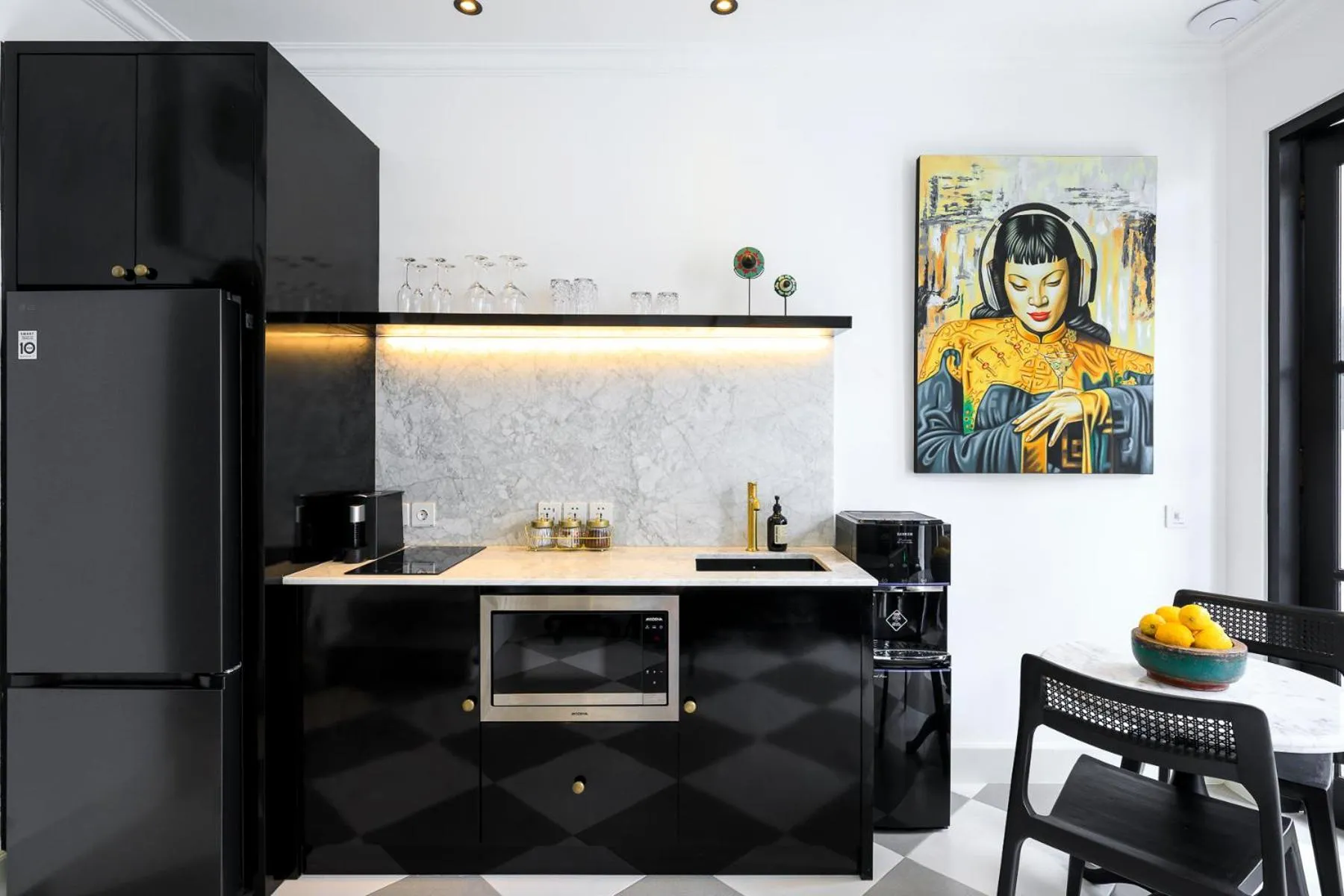 Kitchen or kitchenette in Martini Beachside Villa 6