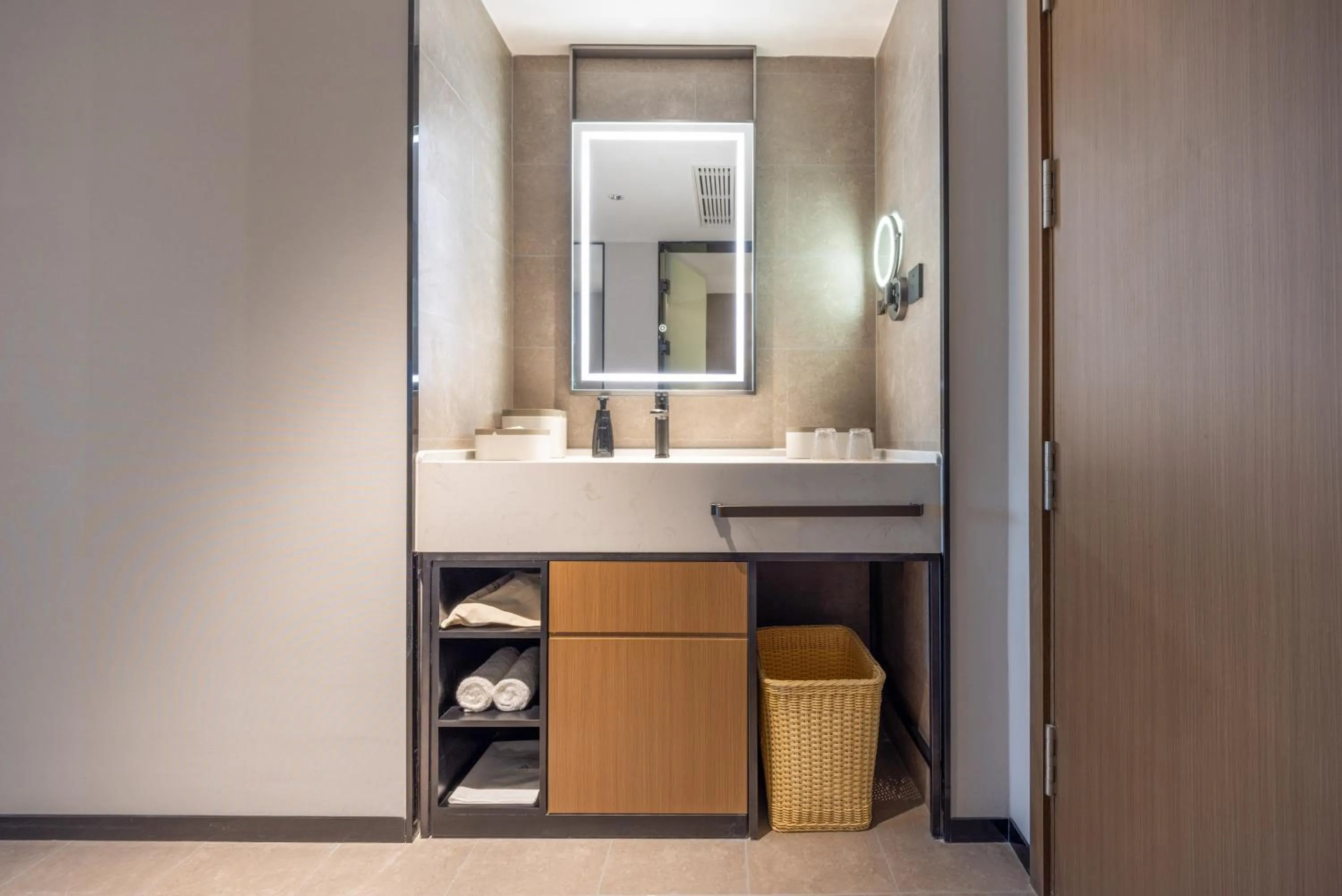 Atour Hotel Kunming Nanping Pedestrian Street Old Street