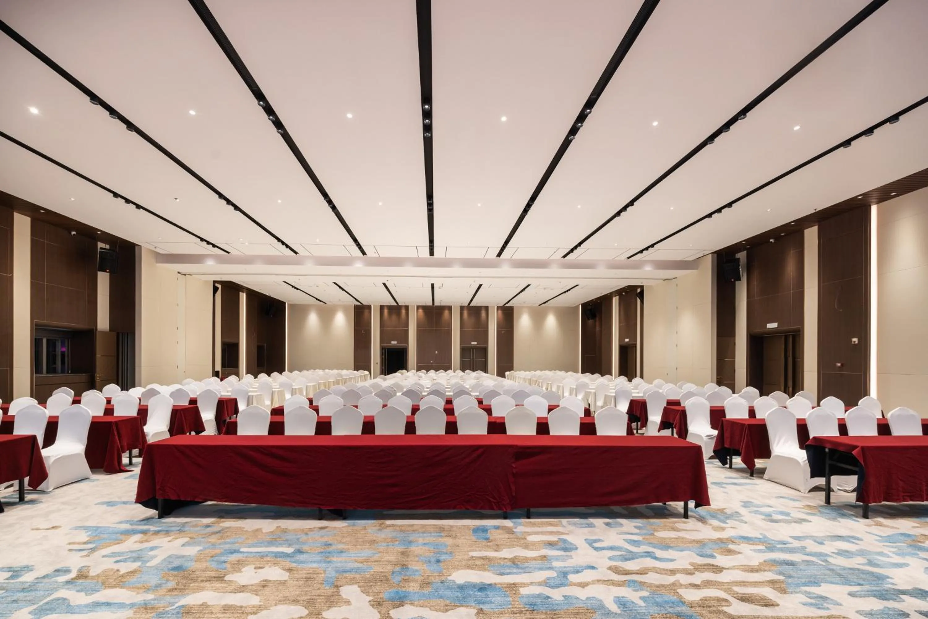 Meeting/conference room in Atour Hotel Kunming Nanping Pedestrian Street Old Street
