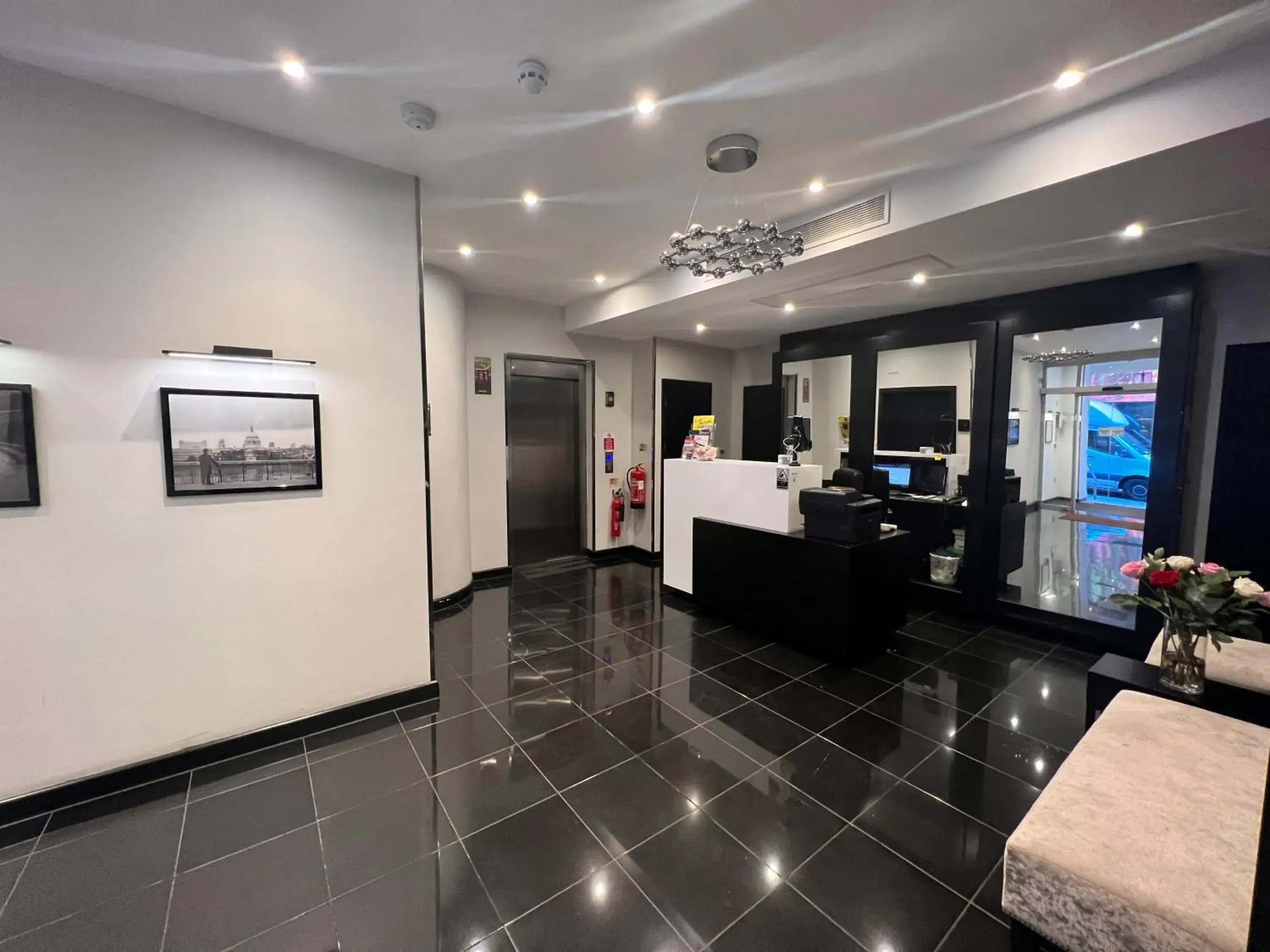 Lobby or reception in Great St Helen Hotel Lobby or reception in Great St Helen Hotel