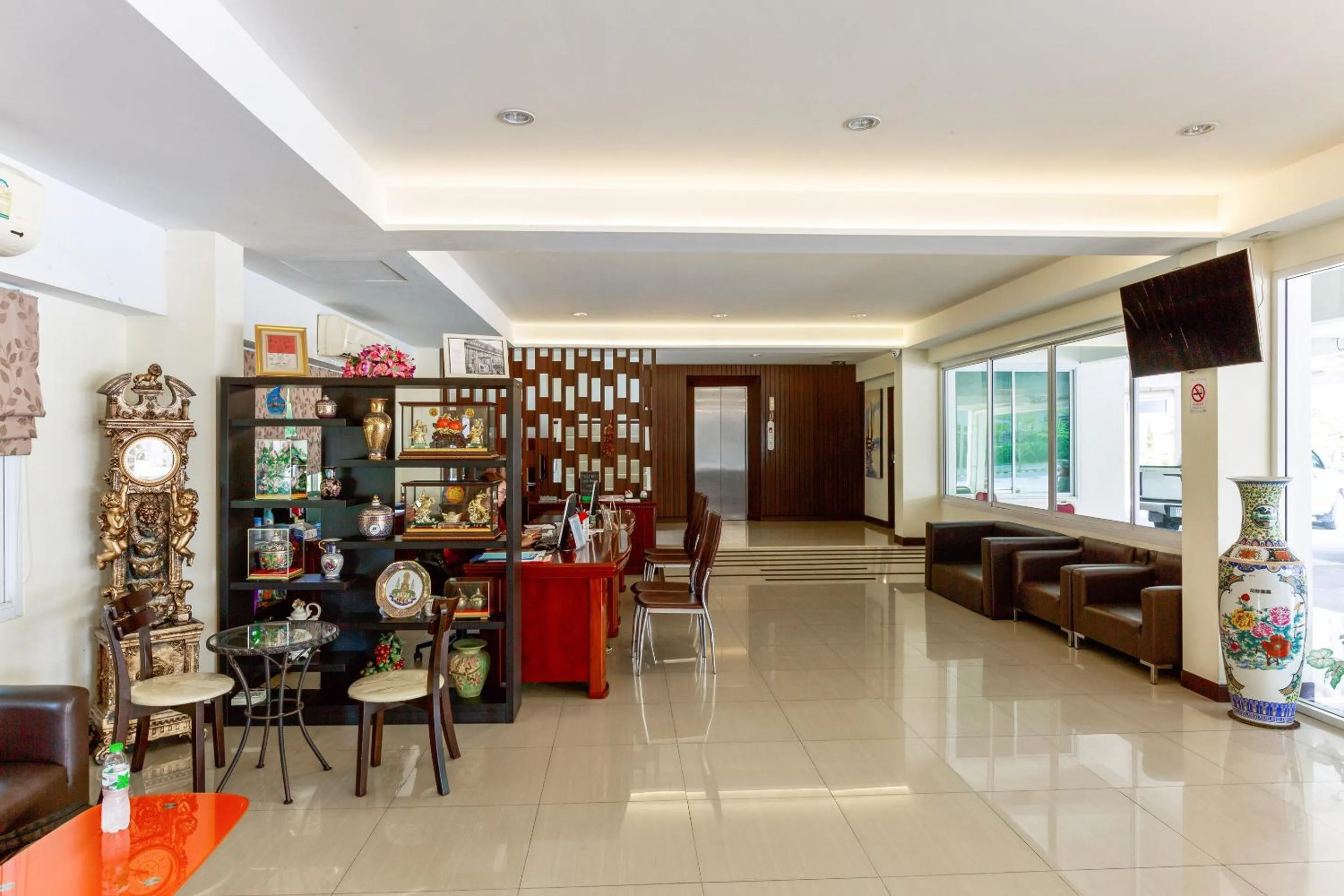 Lobby or reception in Dancenter VResotel