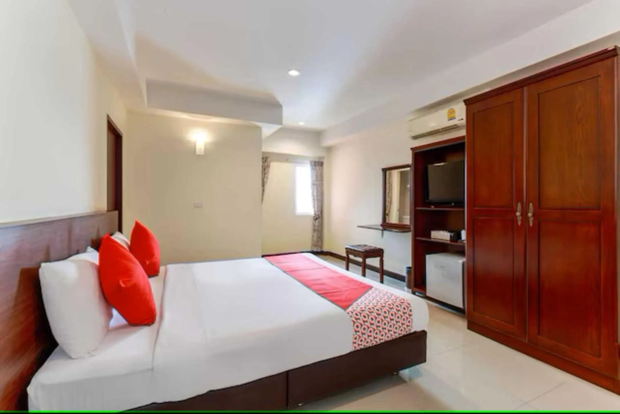 Other, Bed in Dancenter VResotel
