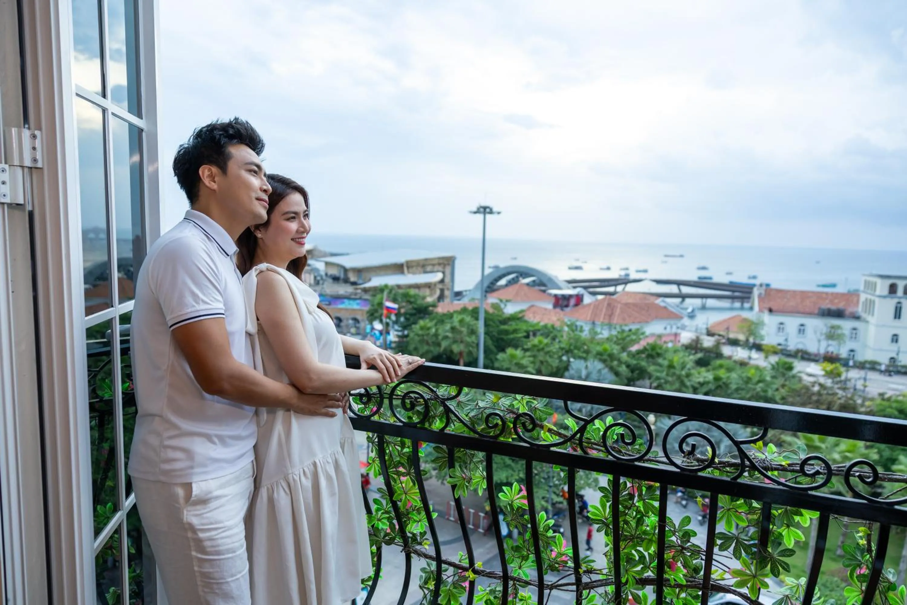 People in Sakurakyo Hotel & Spa Phu Quoc