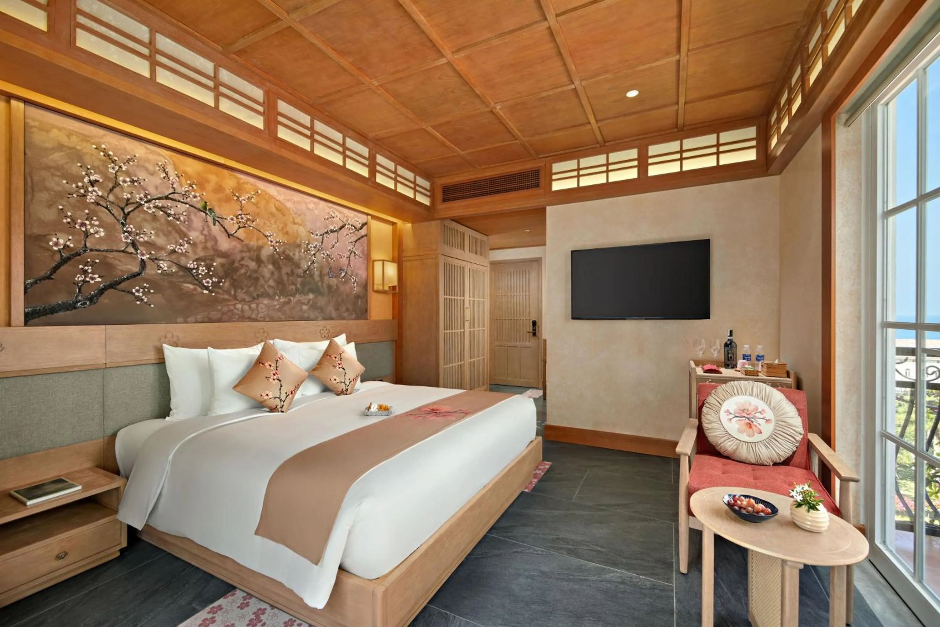 Photo of the whole room, Bed in Sakurakyo Hotel & Spa Phu Quoc