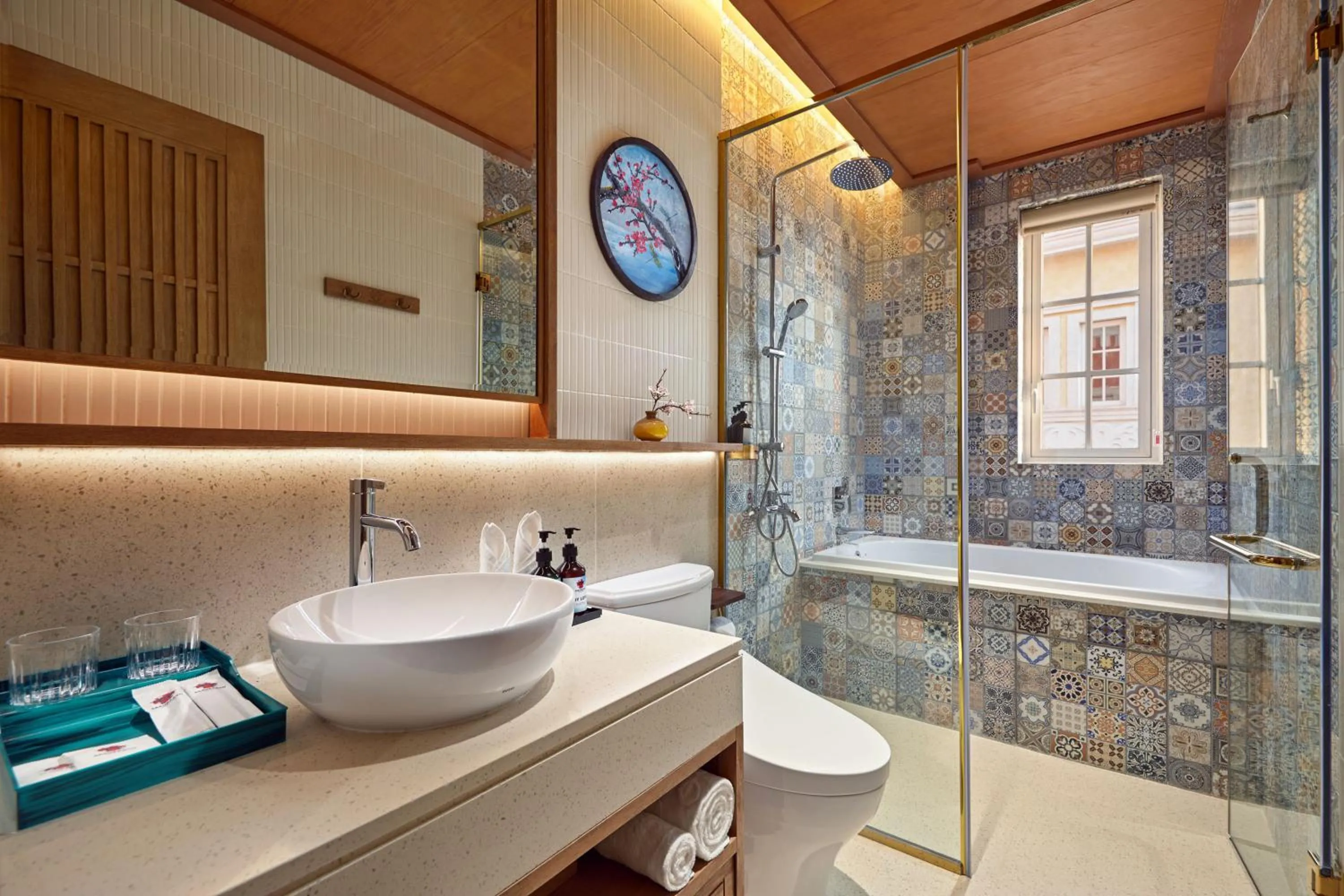 Shower in Sakurakyo Hotel & Spa Phu Quoc