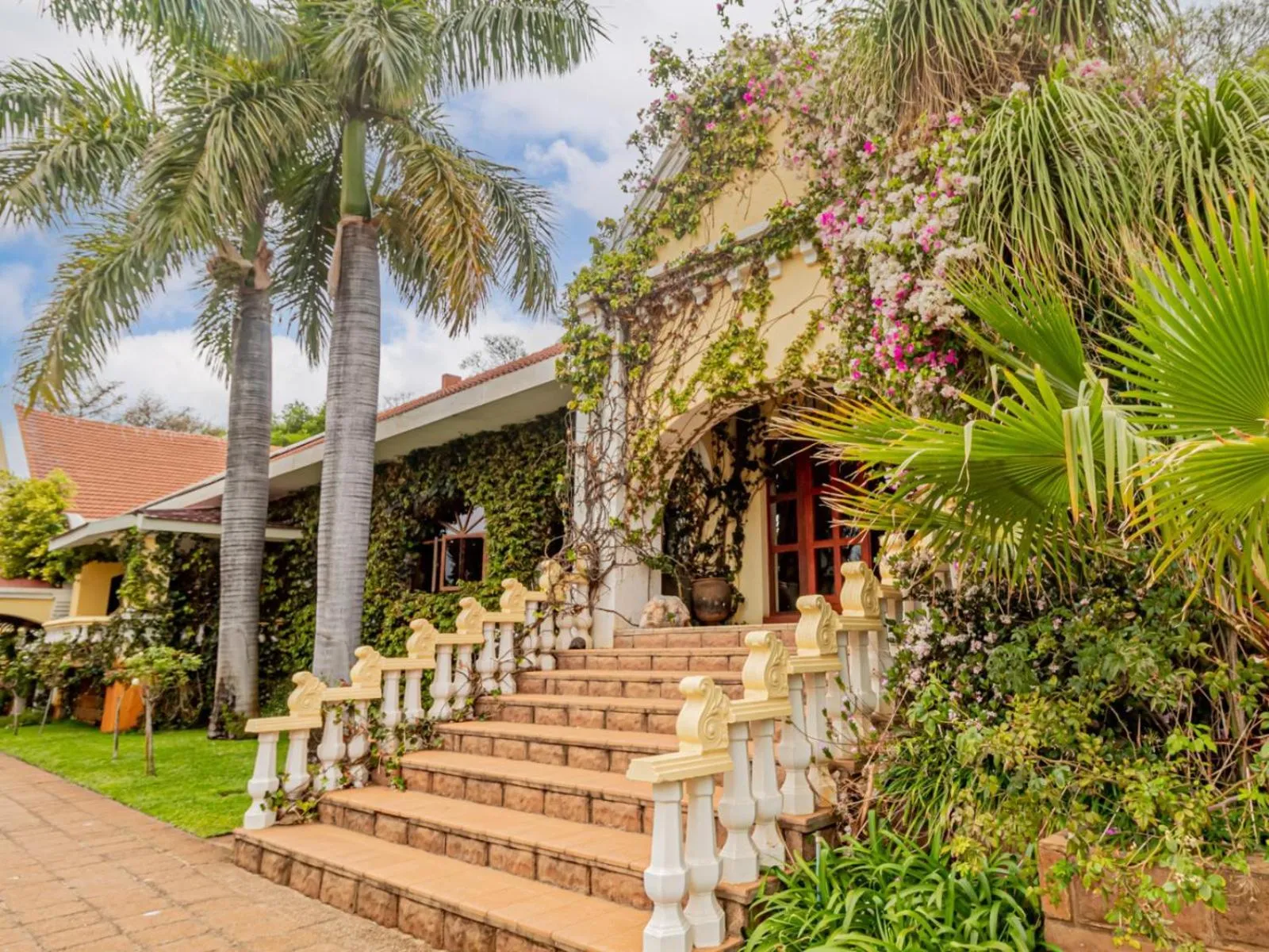 Property building in Casta Diva Boutique Hotel