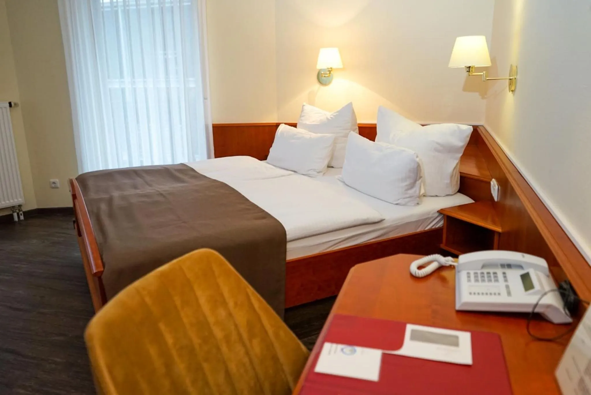 Bed in Hotel Lorösch