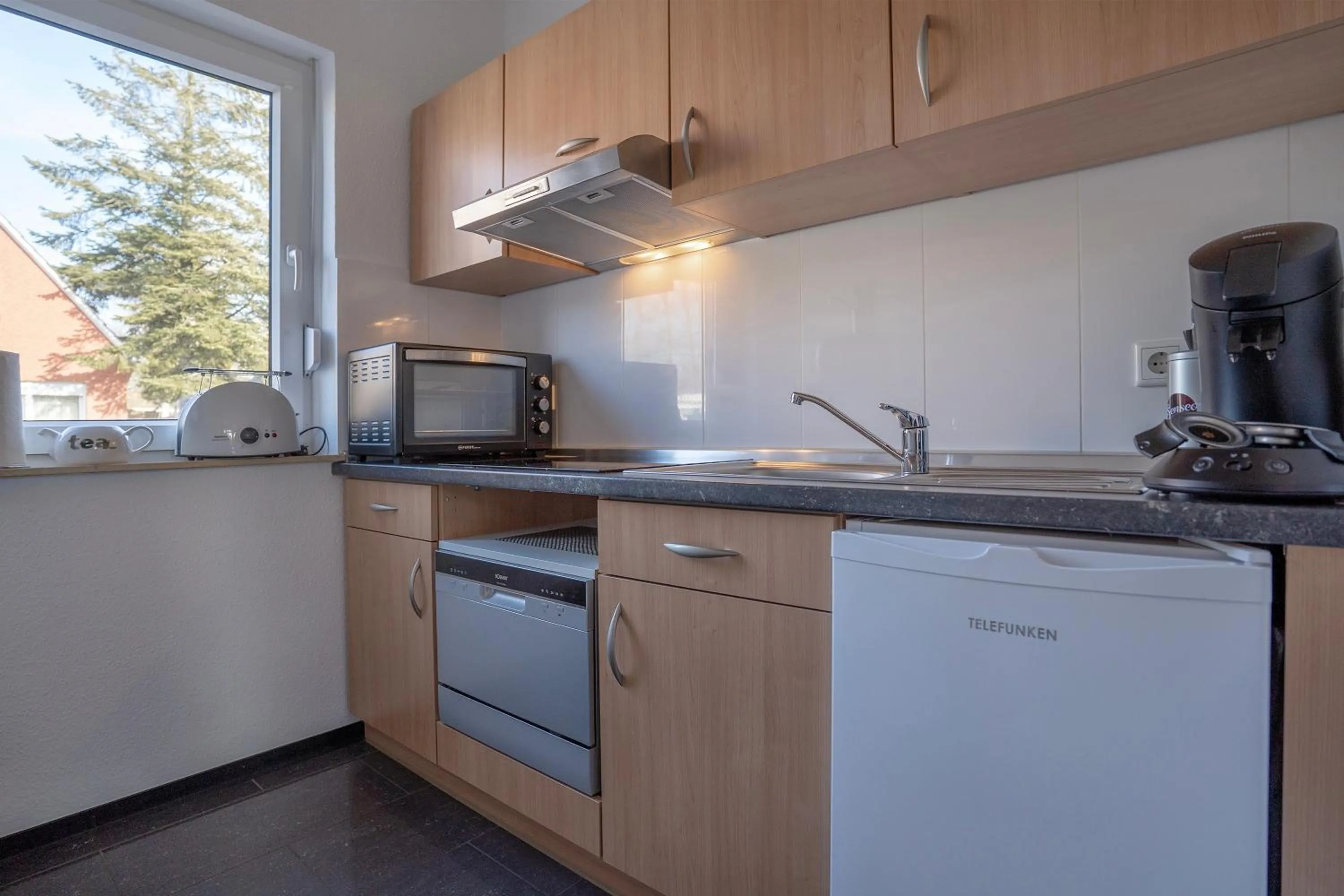 Kitchen or kitchenette in Haus Ostfriesland