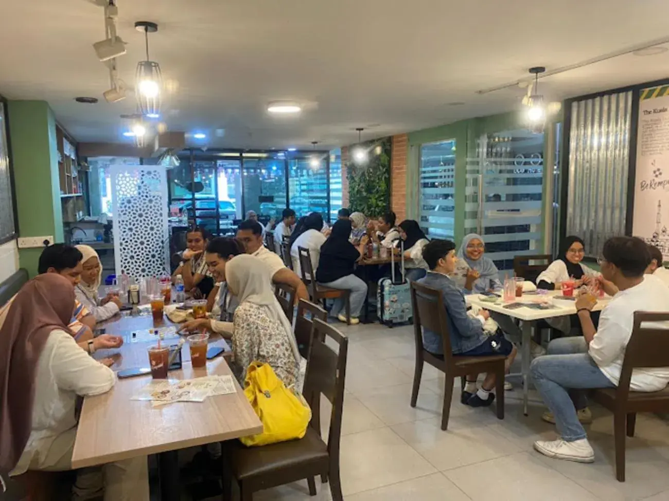 Restaurant/places to eat in Xpeed Holiday Hotel Restaurant/places to eat in Xpeed Holiday Hotel