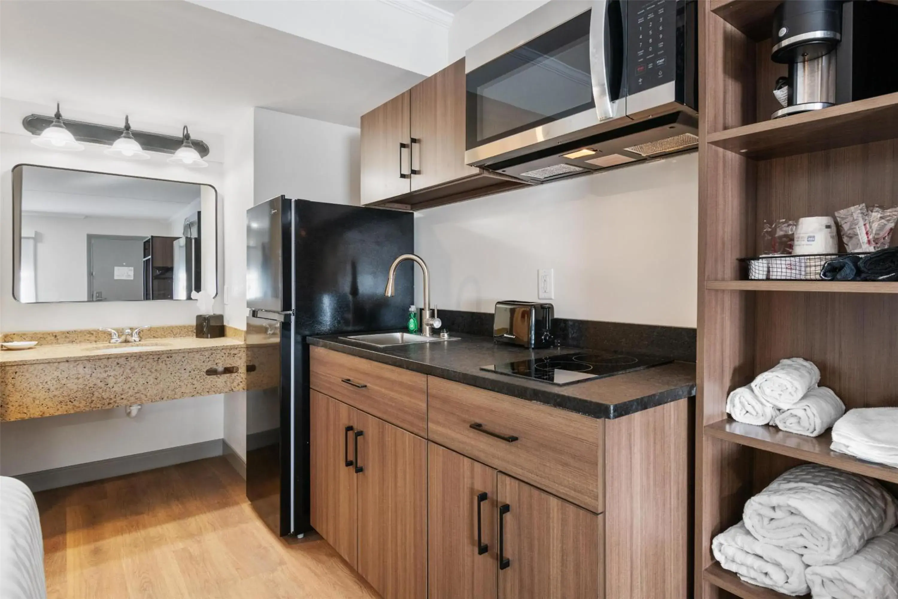 Queen Room with Two Queen Beds, Kitchenette and Dining Area - Non-Smoking/First Floor in SureStay Studio by Best Western Paradise Lancaster County Queen Room with Two Queen Beds, Kitchenette and Dining Area - Non-Smoking/First Floor in SureStay Studio by Best Western Paradise Lancaster County