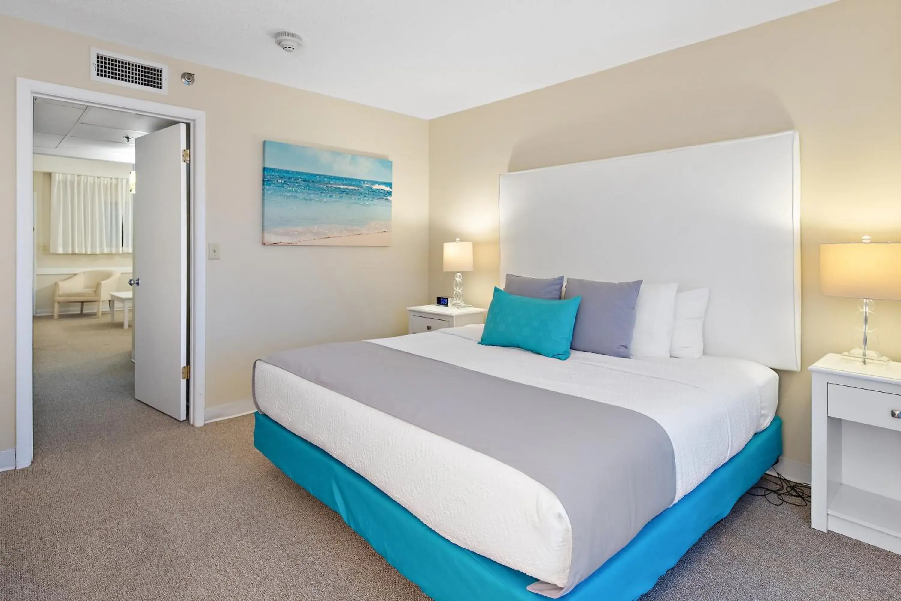 King Suite in Brighton Suites Hotel King Suite in Brighton Suites Hotel