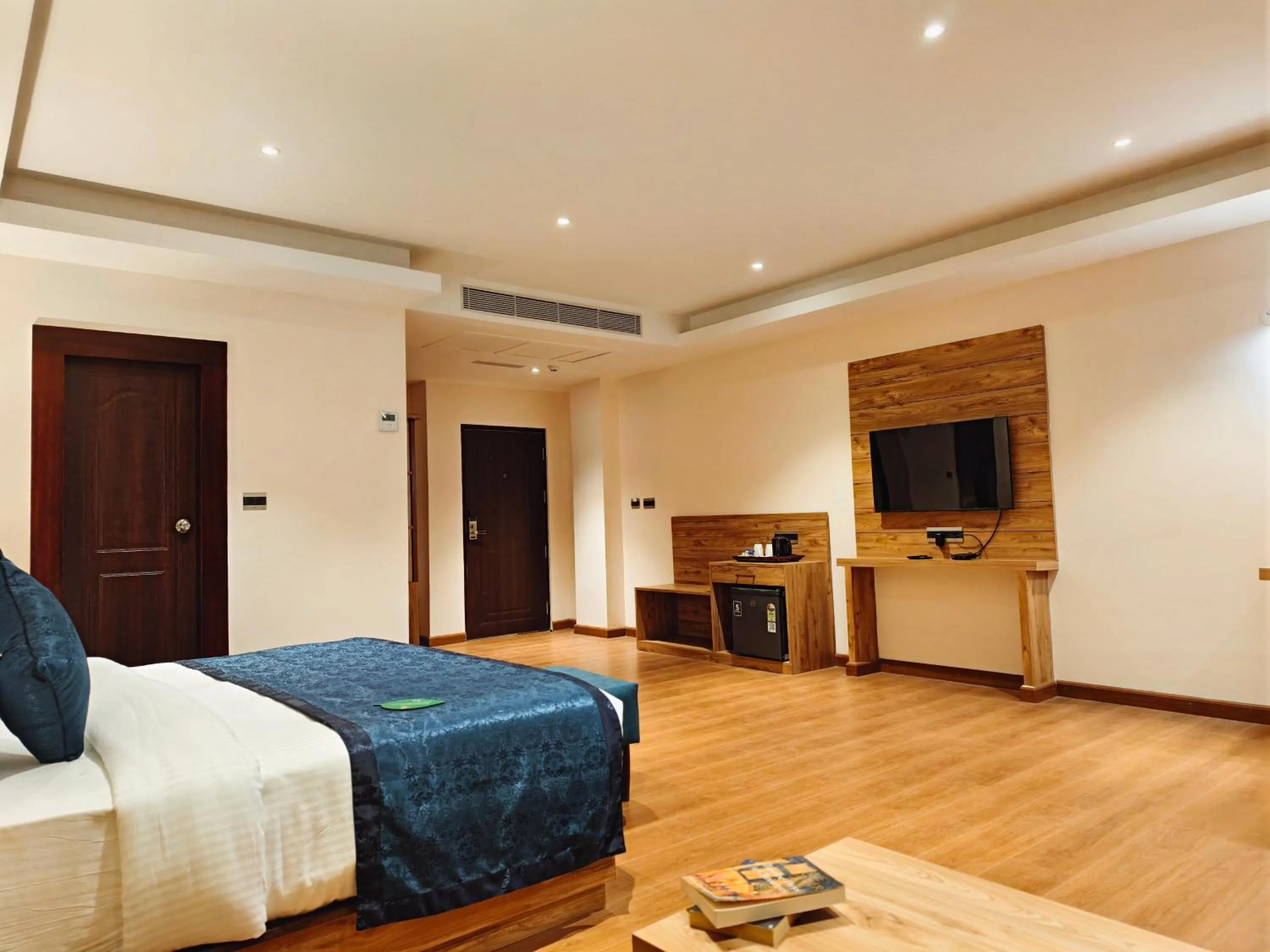 Bed in Clarion Hotel De Renees Gangtok