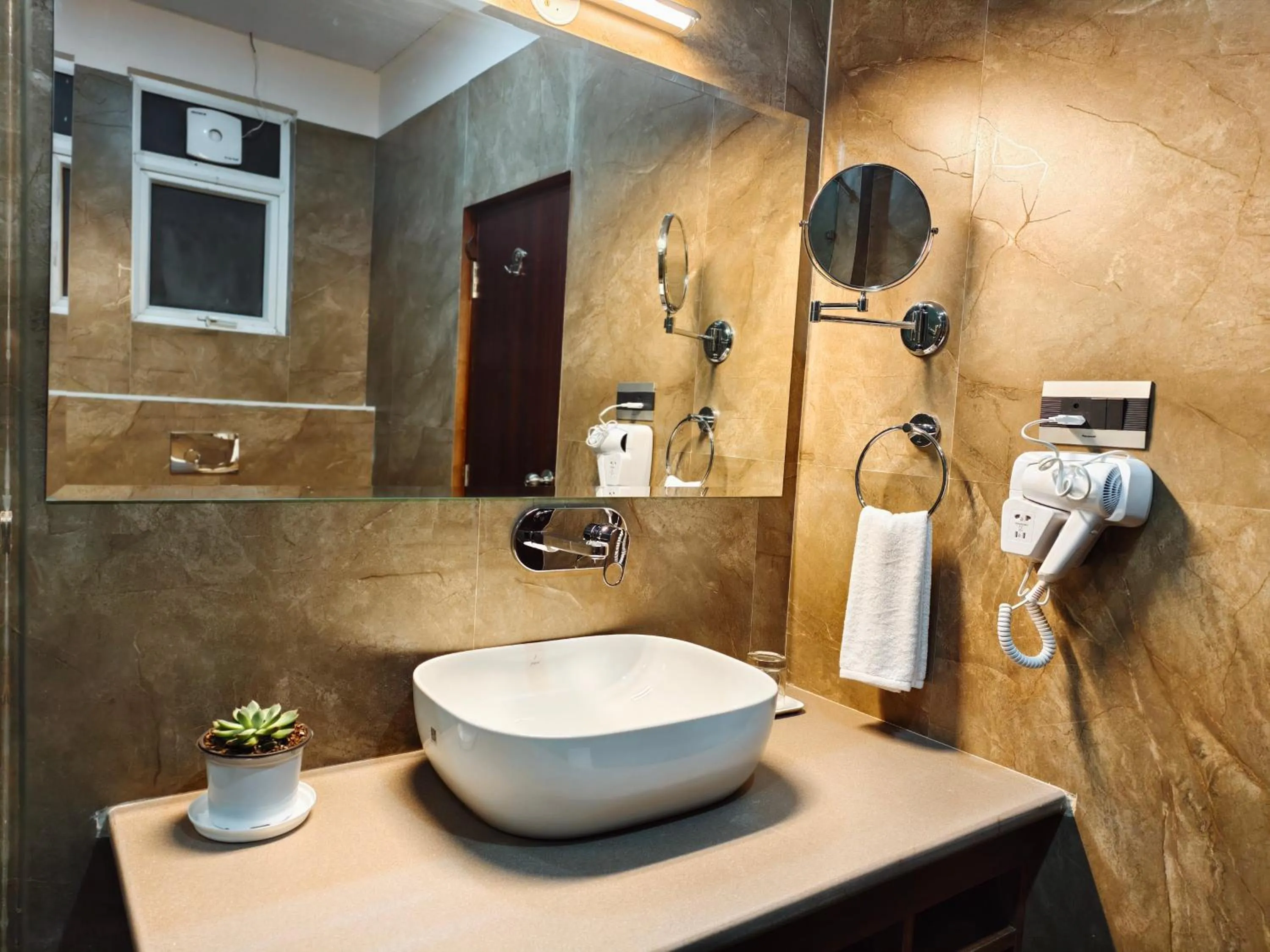 Bathroom in Clarion Hotel De Renees Gangtok