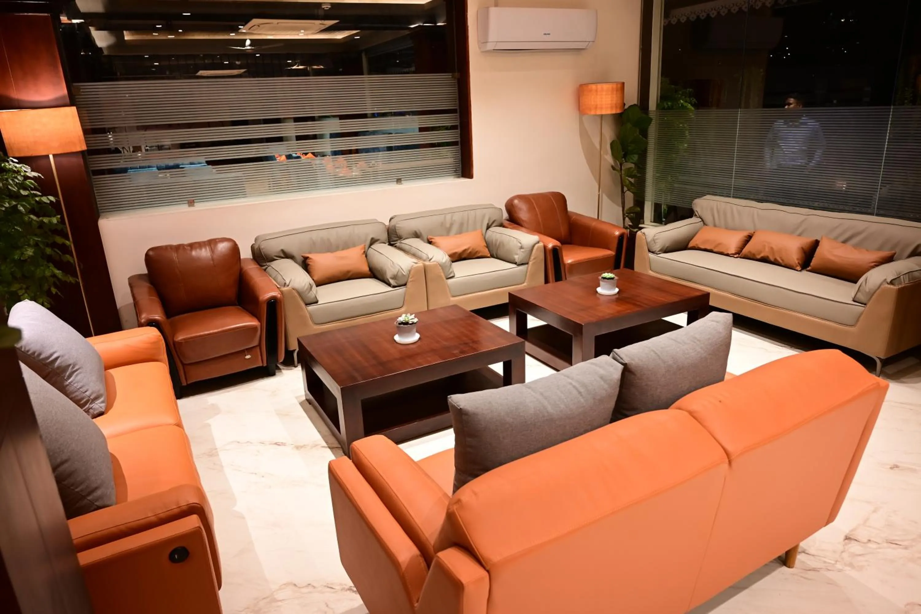 Living room in Clarion Hotel De Renees Gangtok