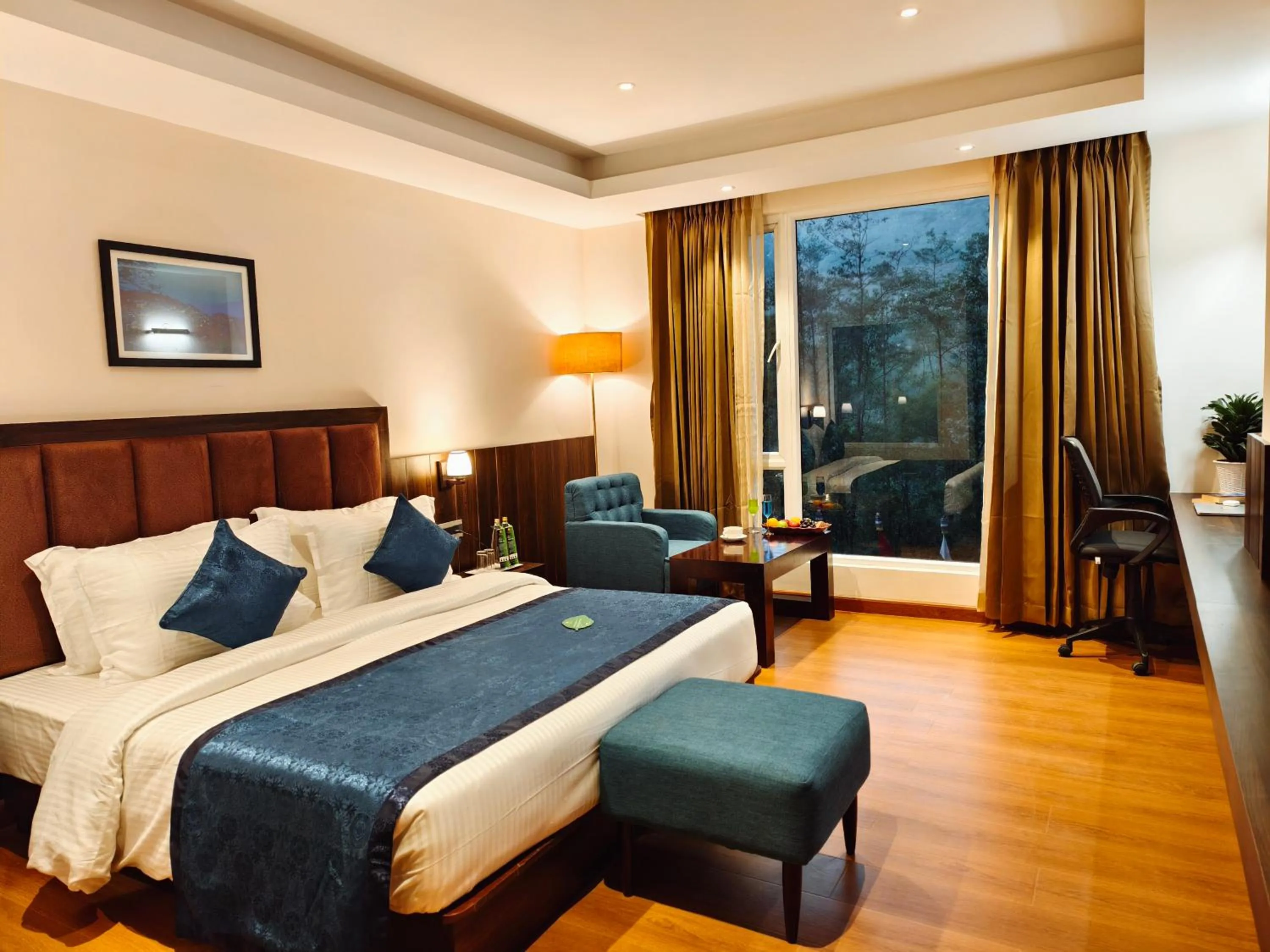 Photo of the whole room, Bed in Clarion Hotel De Renees Gangtok